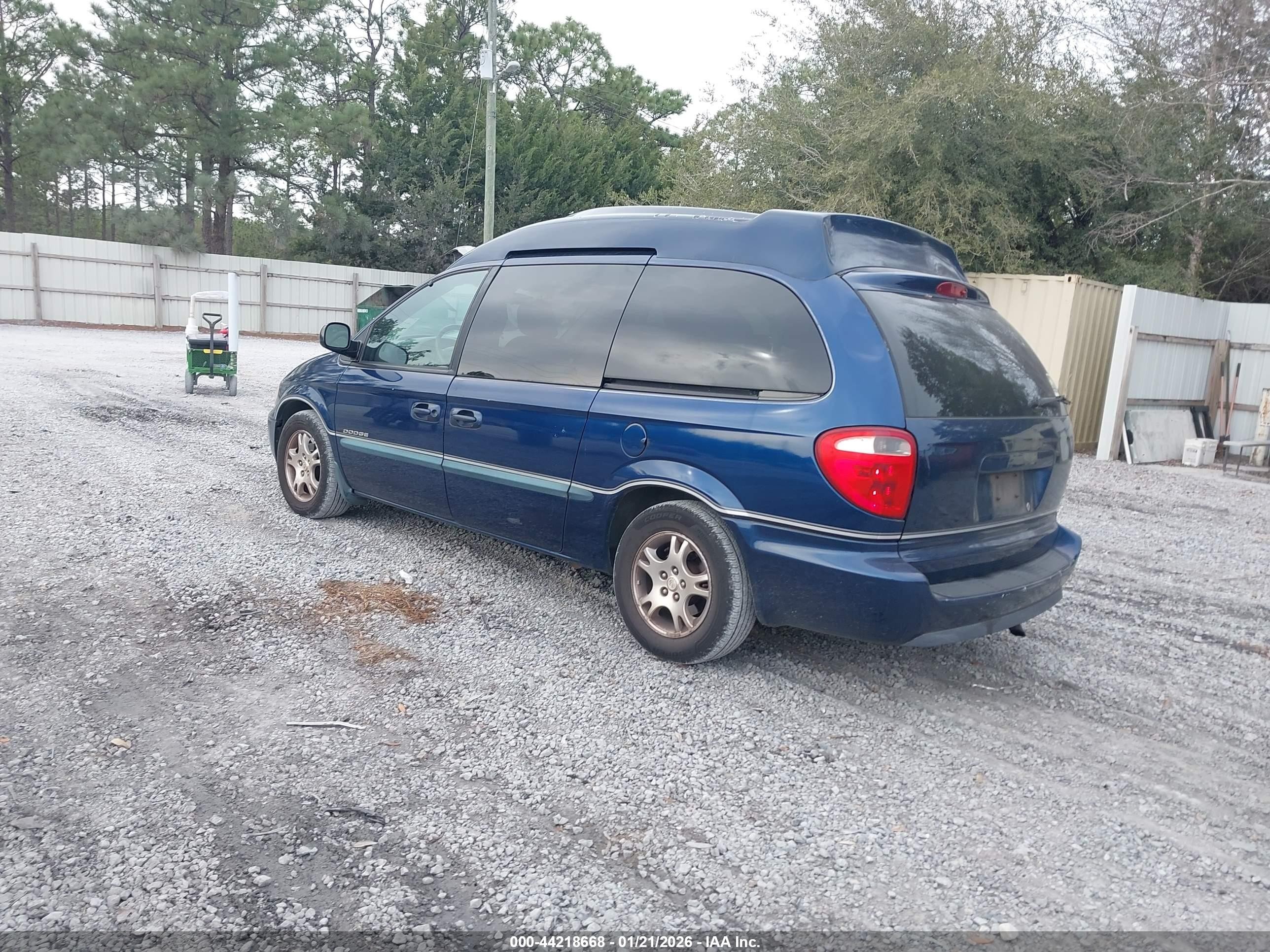 2001 Dodge Grand Caravan Sport Blue vin: 2B4GP44351R256001