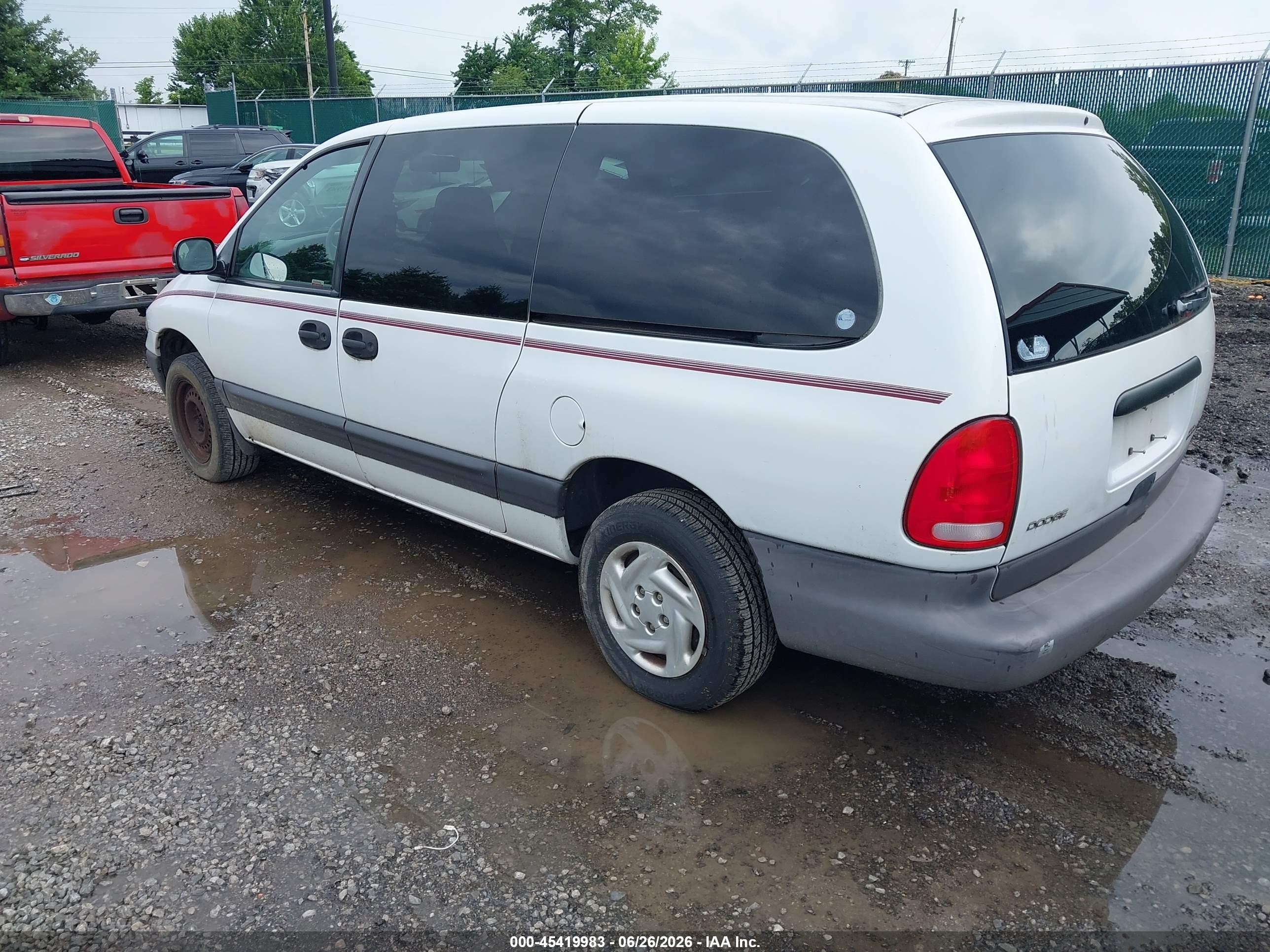 1997 Dodge Caravan Se White vin: 2B4GP4435VR407098