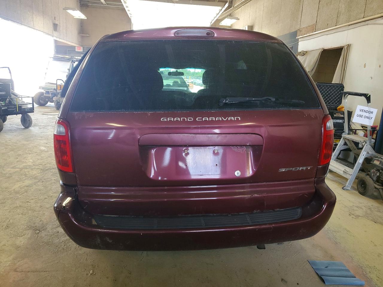 2001 Dodge Grand Caravan Sport Burgundy vin: 2B4GP44371R419439