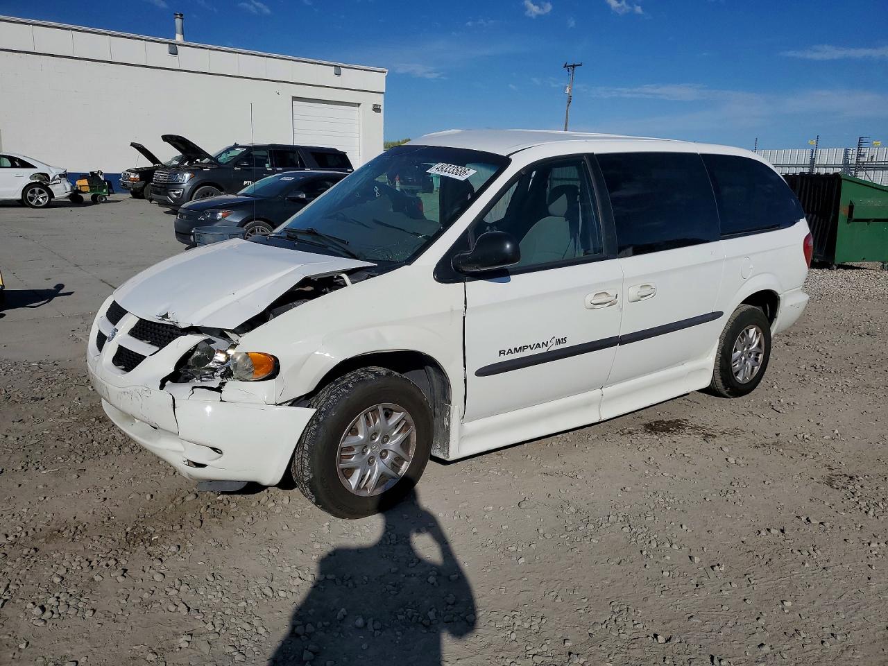 2002 Dodge Caravan White vin: 2B4GP44372R521521