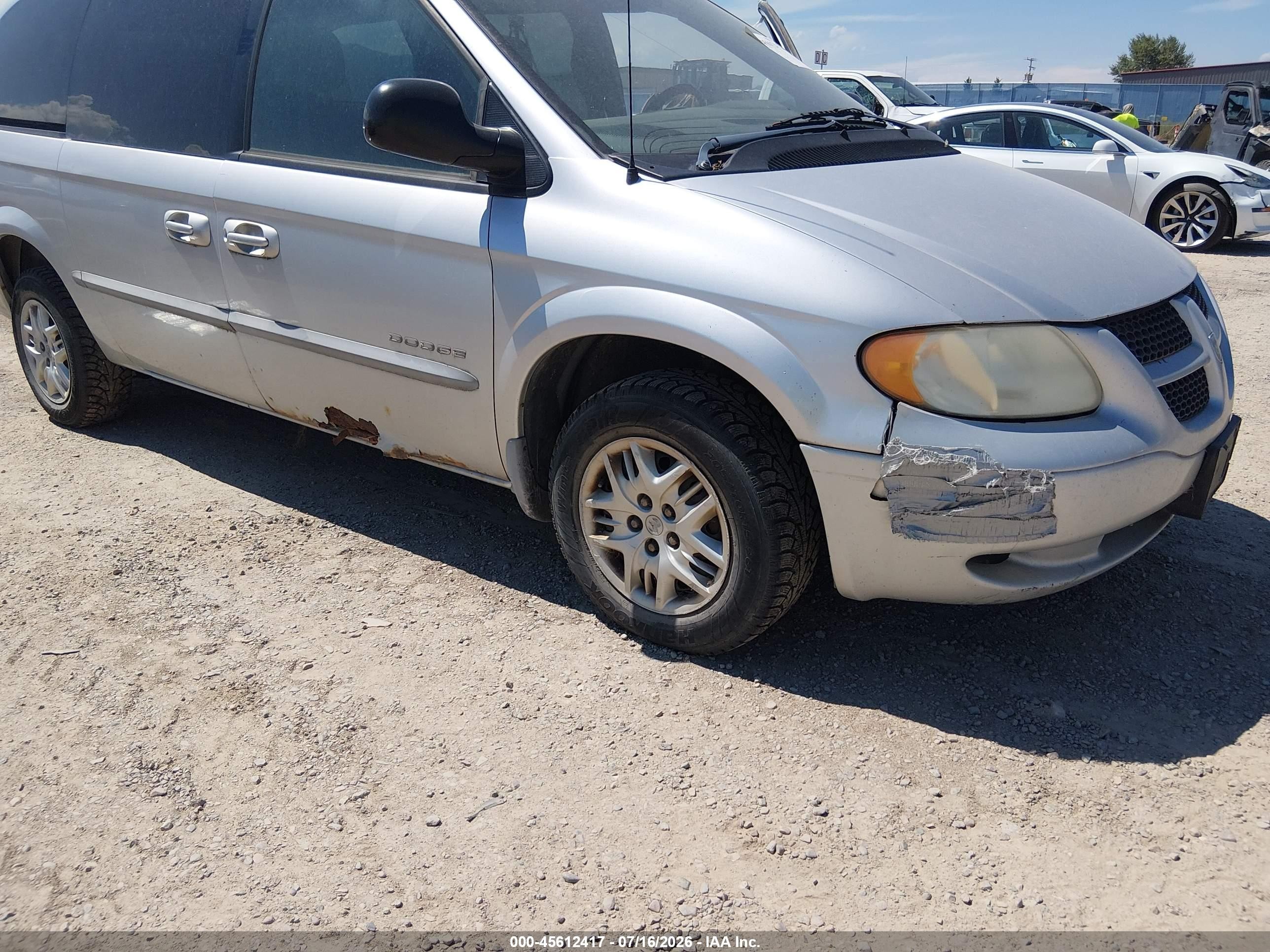 2001 Dodge Grand Caravan Sport Silver vin: 2B4GP44391R318063