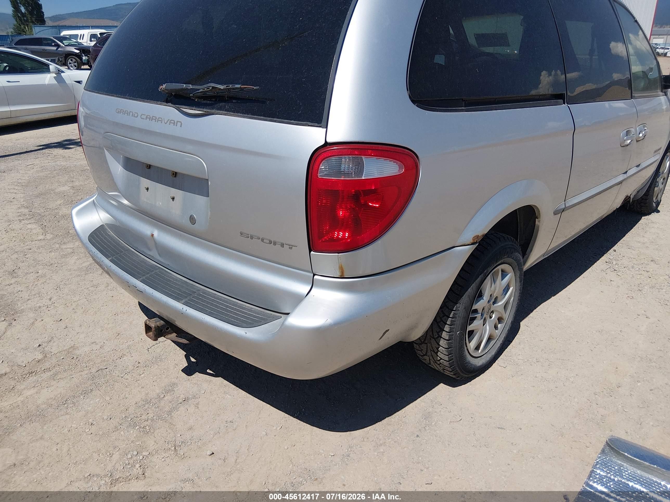 2001 Dodge Grand Caravan Sport Silver vin: 2B4GP44391R318063