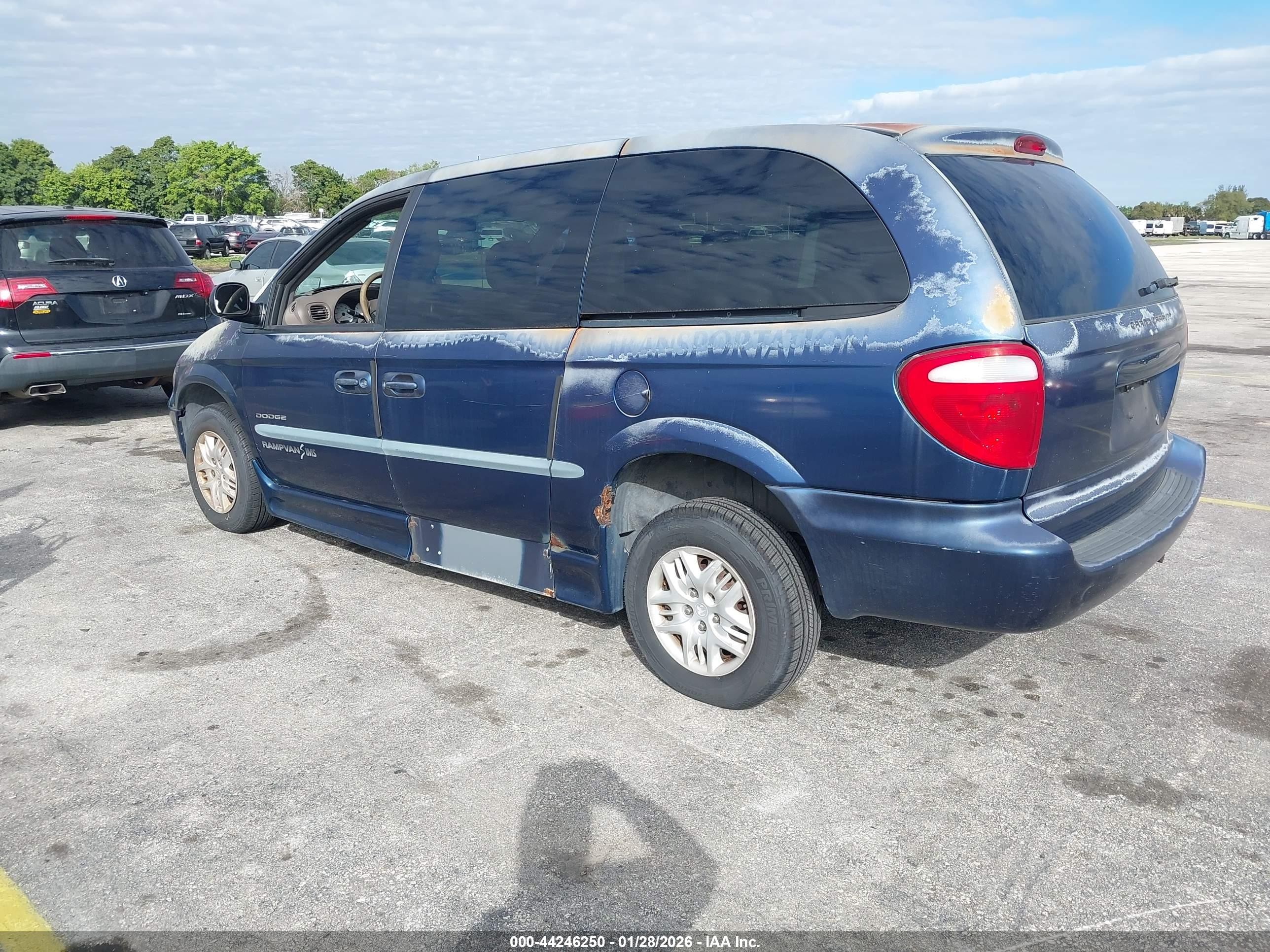 2001 Dodge Grand Caravan Sport Blue vin: 2B4GP44391R419877
