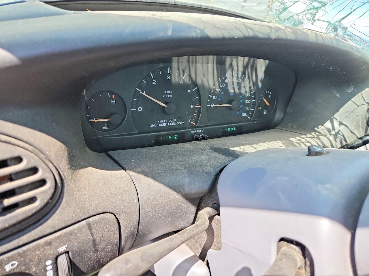 1999 Dodge Grand Caravan Se White vin: 2B4GP44G6XR476680