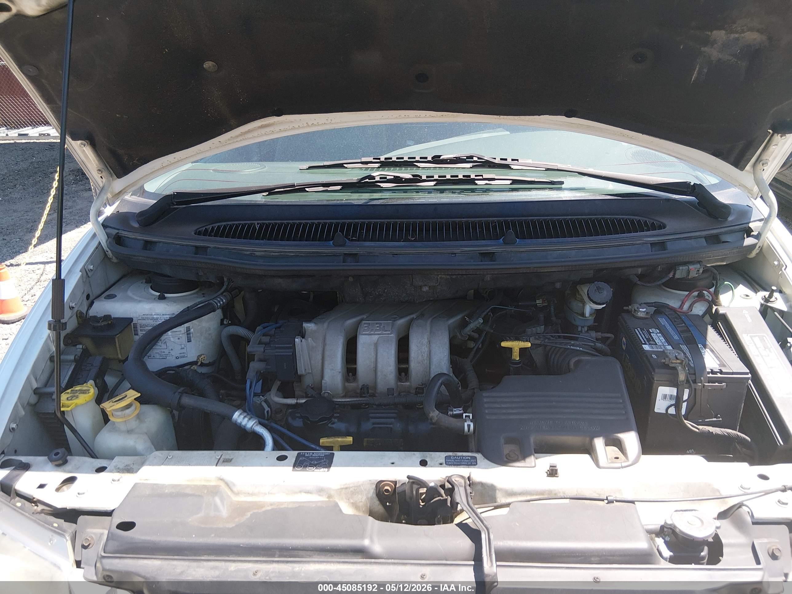 1999 Dodge Grand Caravan Se White vin: 2B4GP44G7XR202419