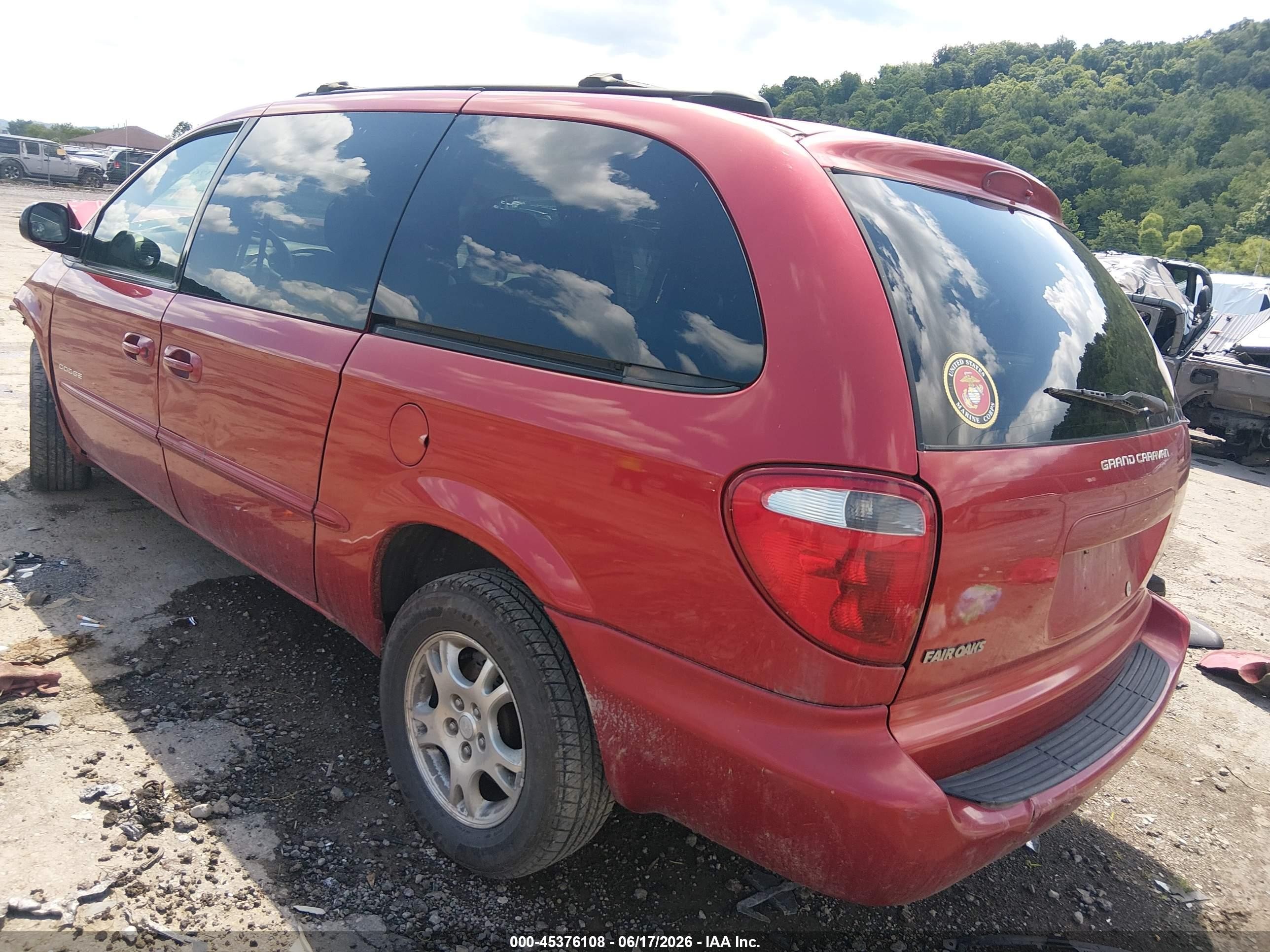 2001 Dodge Grand Caravan Sport Maroon vin: 2B4GP44G81R169812
