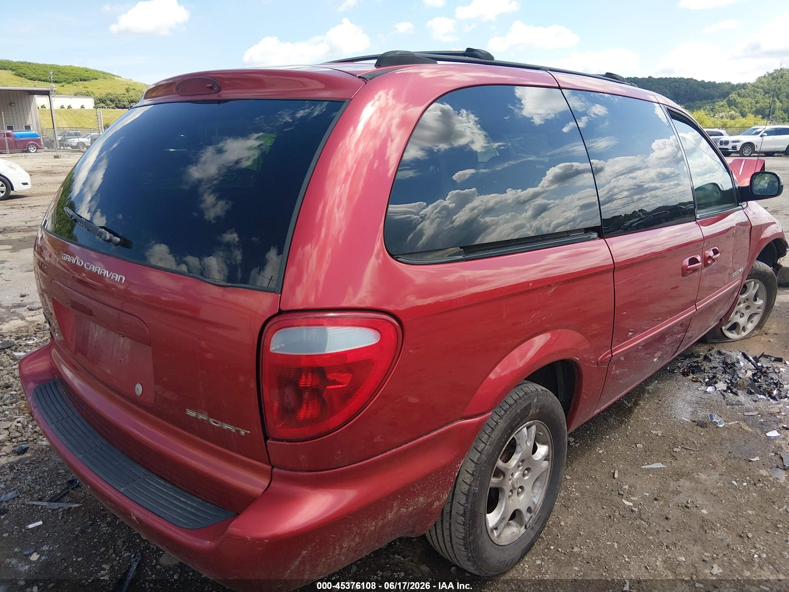 2001 Dodge Grand Caravan Sport Maroon vin: 2B4GP44G81R169812