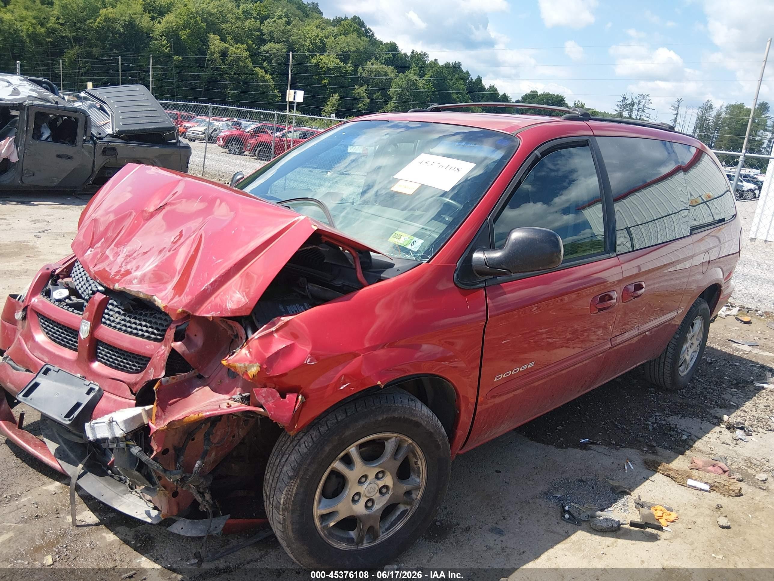 2001 Dodge Grand Caravan Sport Maroon vin: 2B4GP44G81R169812