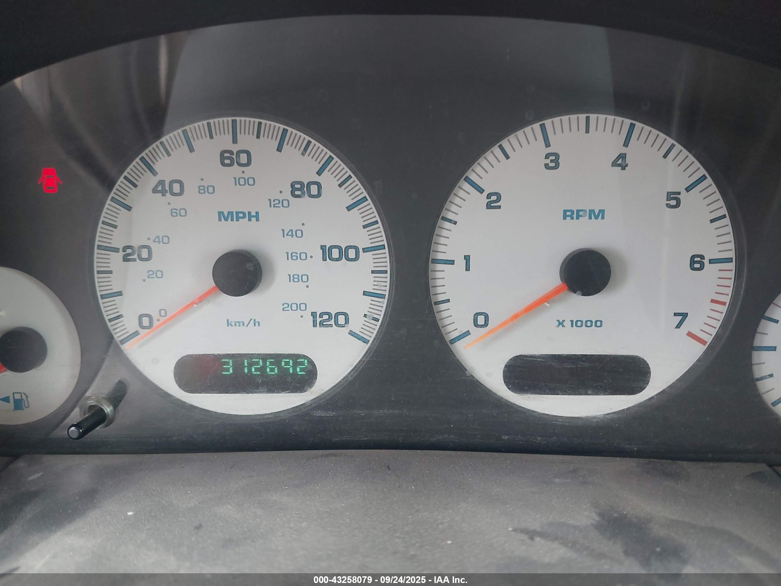 2001 Dodge Grand Caravan Sport Maroon vin: 2B4GP44G91R194329