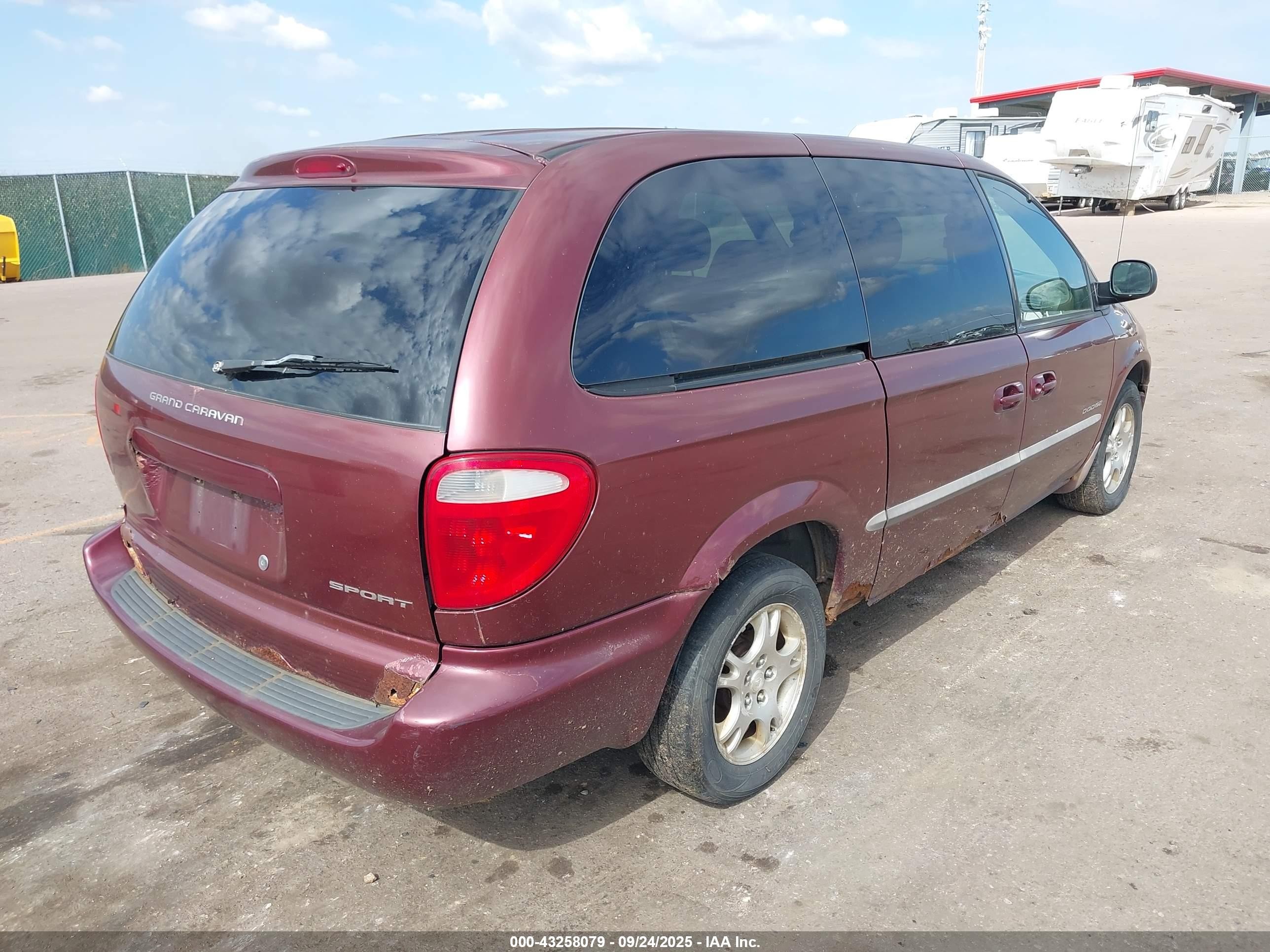 2001 Dodge Grand Caravan Sport Maroon vin: 2B4GP44G91R194329