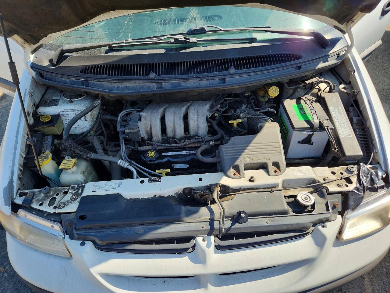 1997 Dodge Grand Caravan Se White vin: 2B4GP44R1VR361998