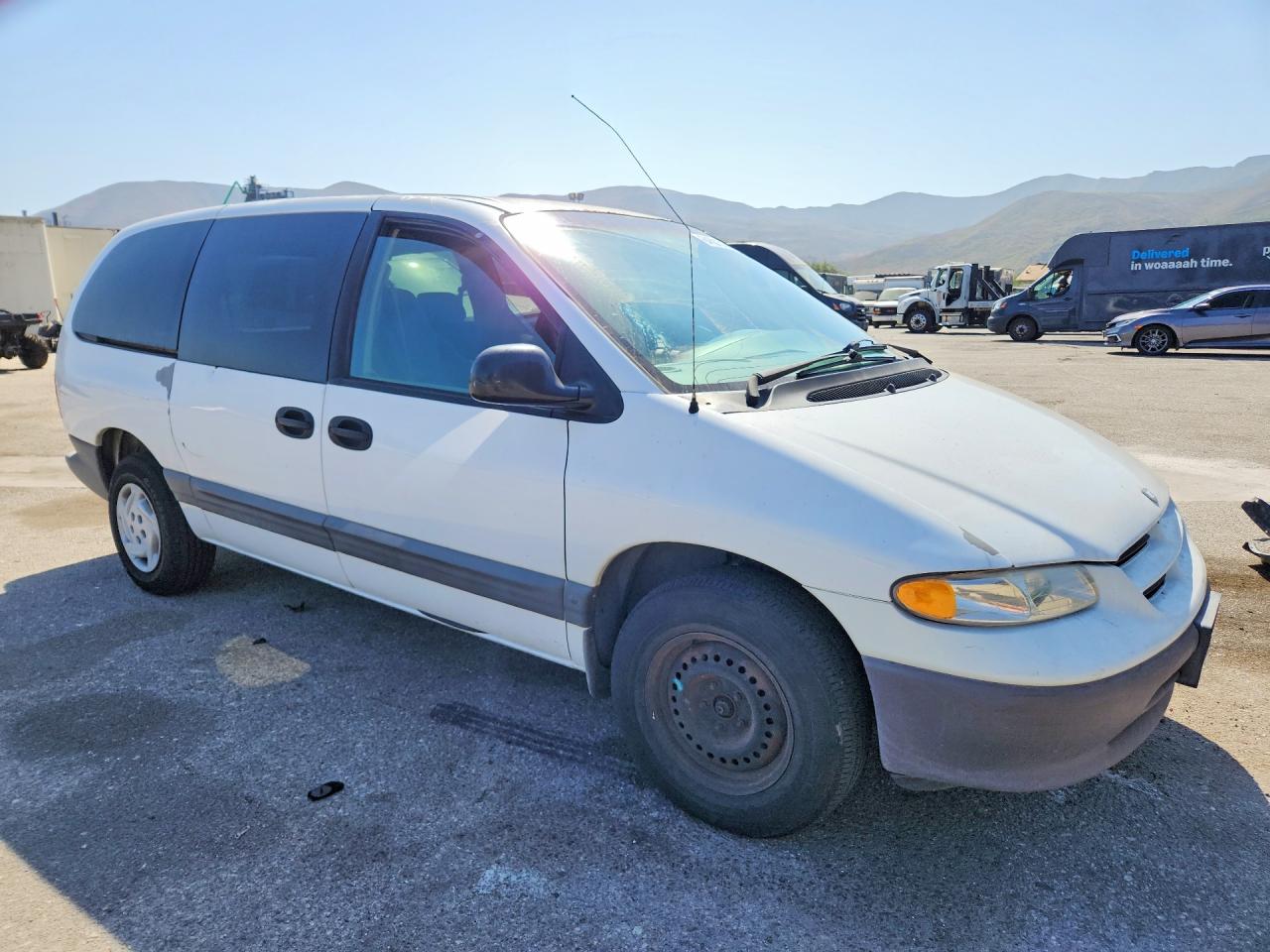 1997 Dodge Grand Caravan Se White vin: 2B4GP44R1VR361998