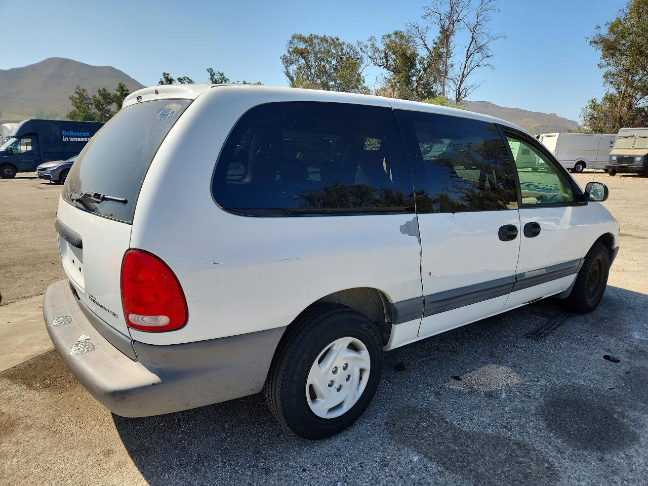1997 Dodge Grand Caravan Se White vin: 2B4GP44R1VR361998