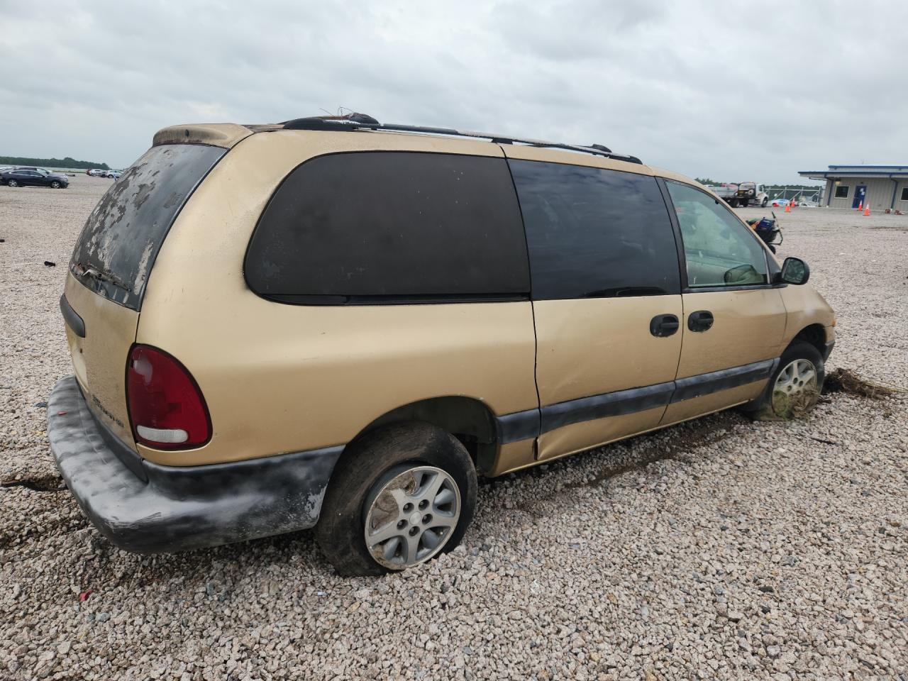 1997 Dodge Grand Caravan Se/sport Gold vin: 2B4GP44R2VR113291
