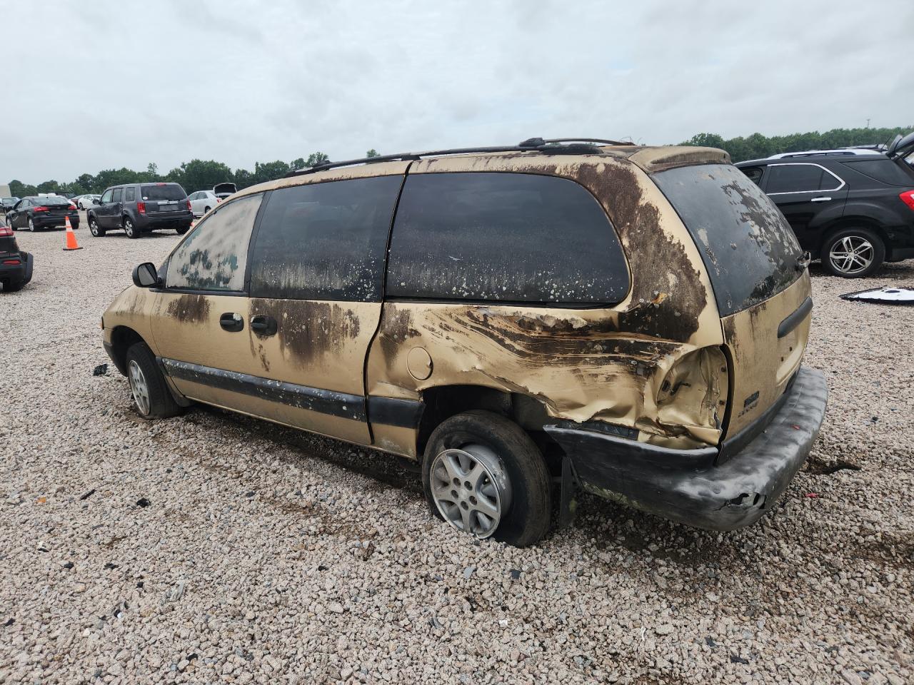 1997 Dodge Grand Caravan Se/sport Gold vin: 2B4GP44R2VR113291