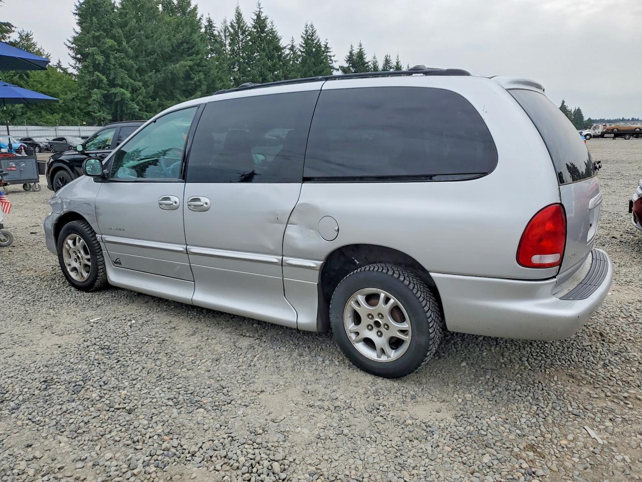 2000 Dodge Grand Caravan Se Silver vin: 2B4GP44R3YR666620