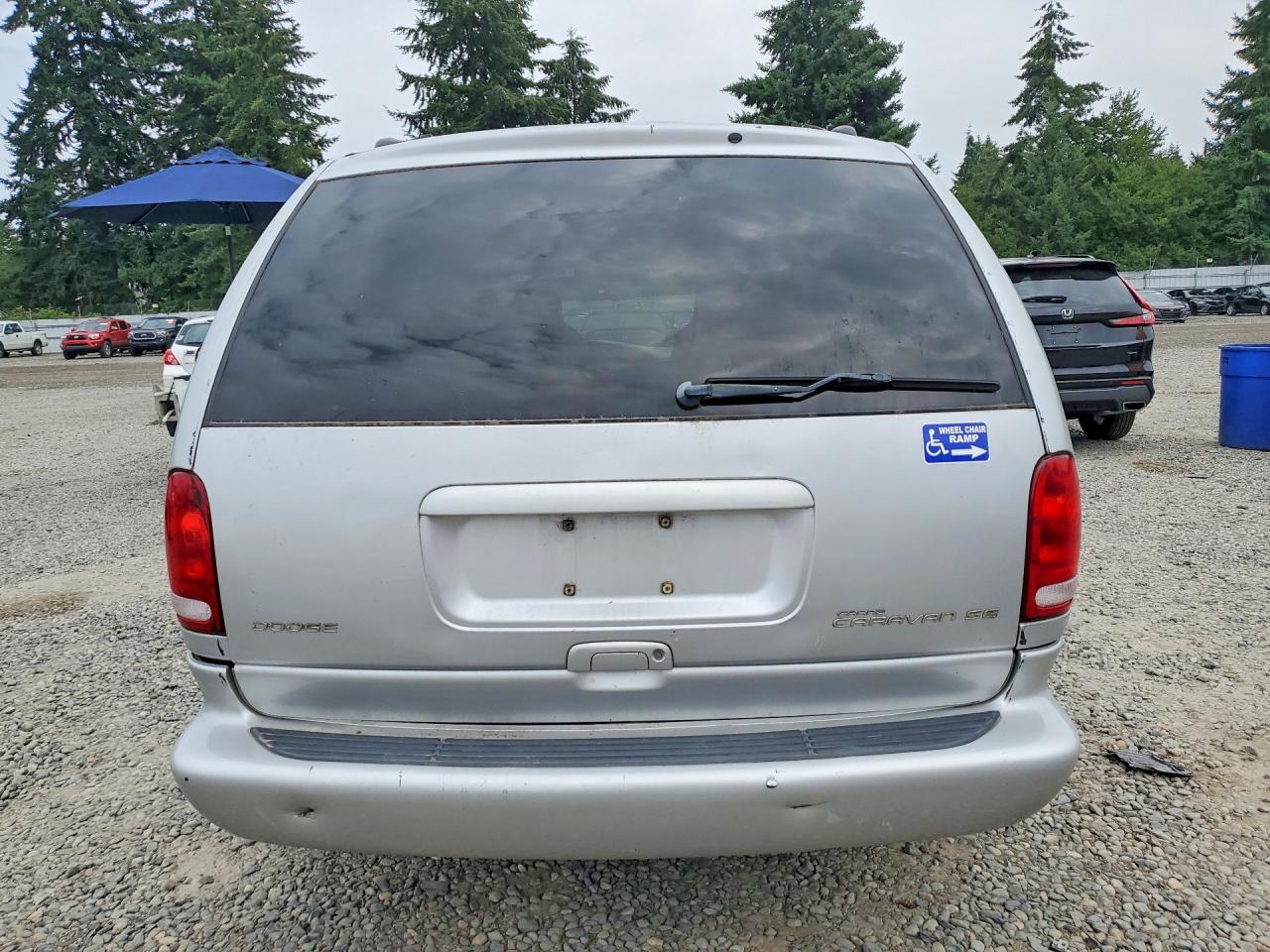 2000 Dodge Grand Caravan Se Silver vin: 2B4GP44R3YR666620