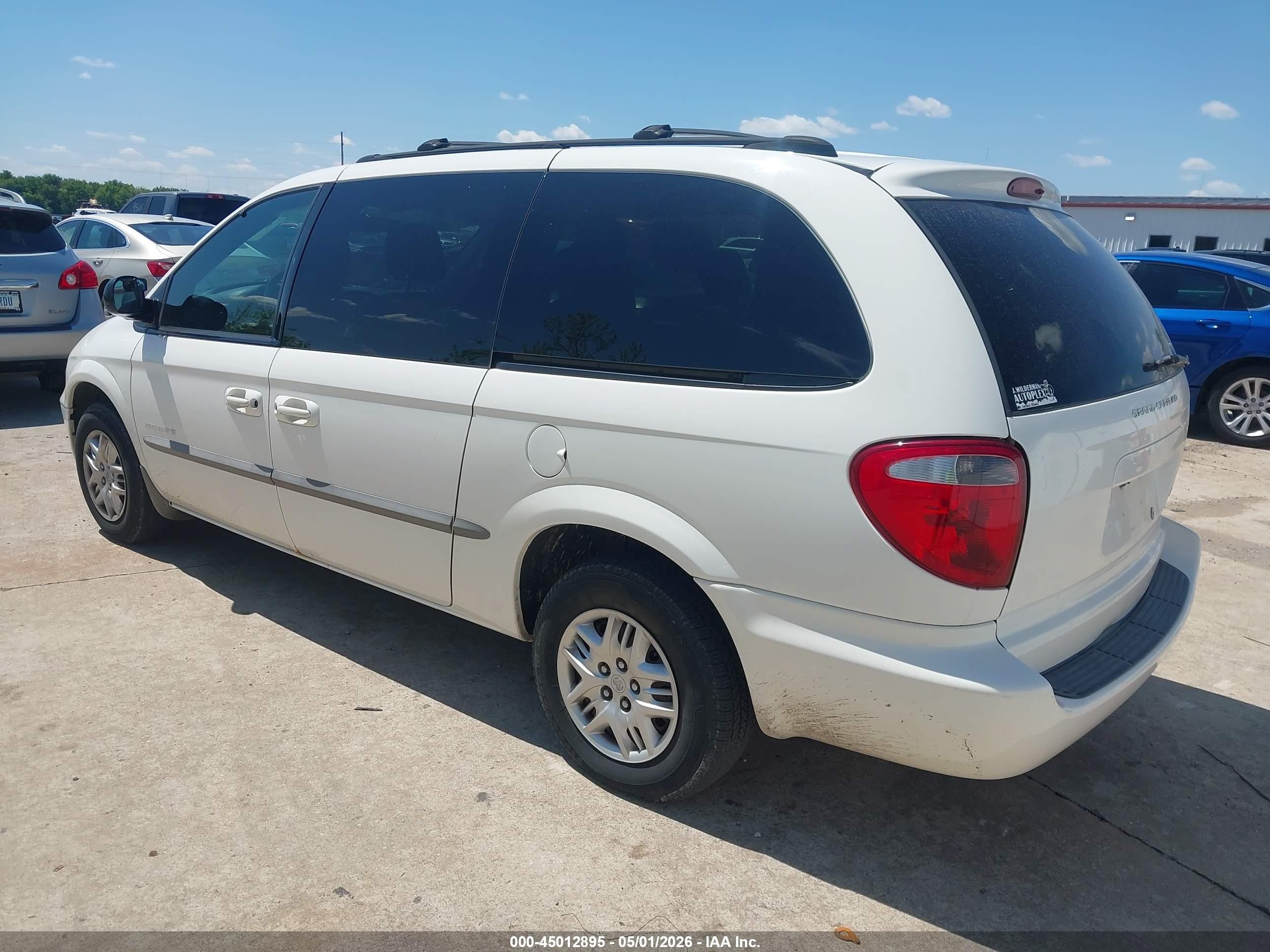 2001 Dodge Grand Caravan Sport White vin: 2B4GP44R41R137201