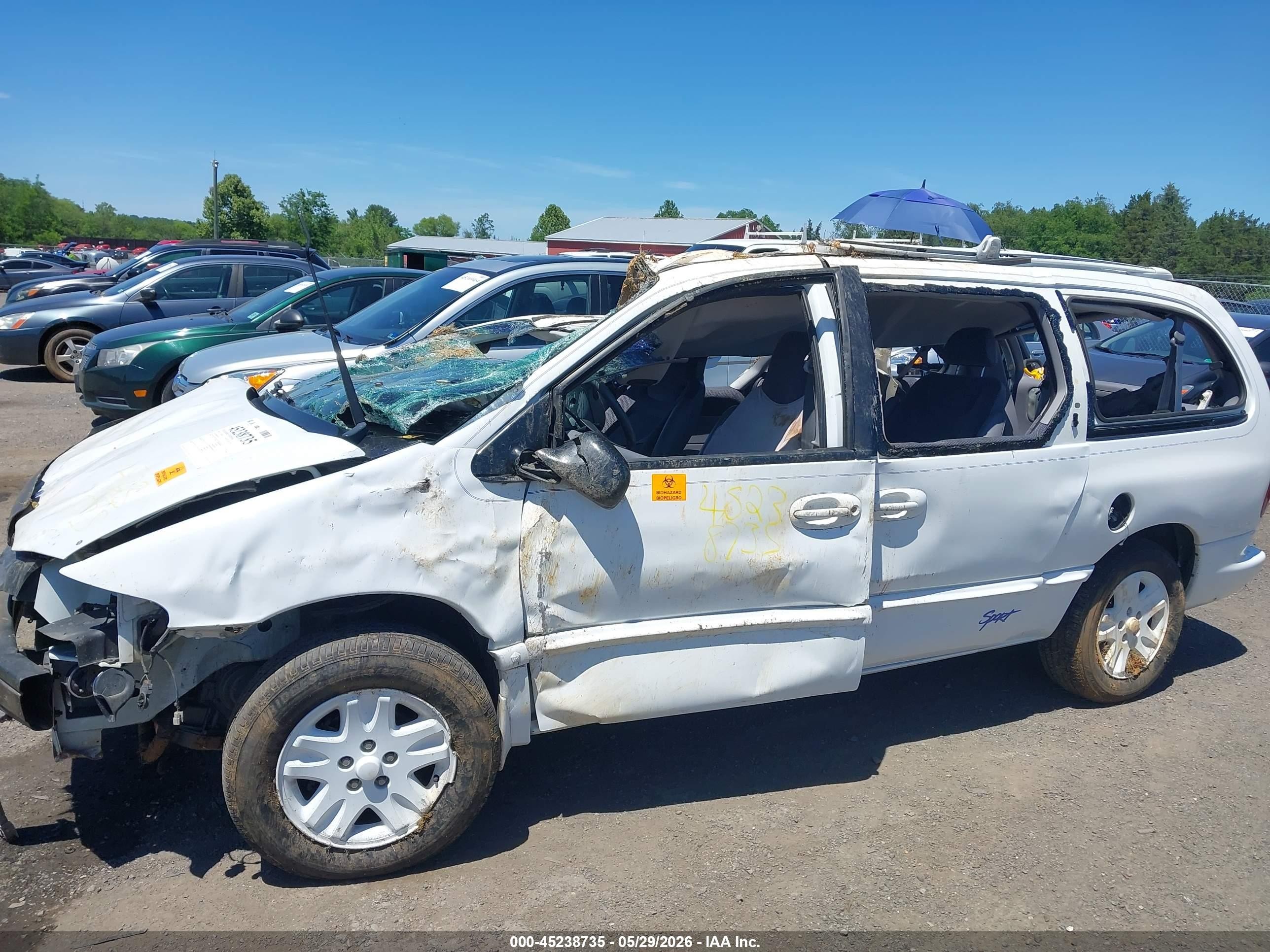 1997 Dodge Grand Caravan Se White vin: 2B4GP44R4VR130318