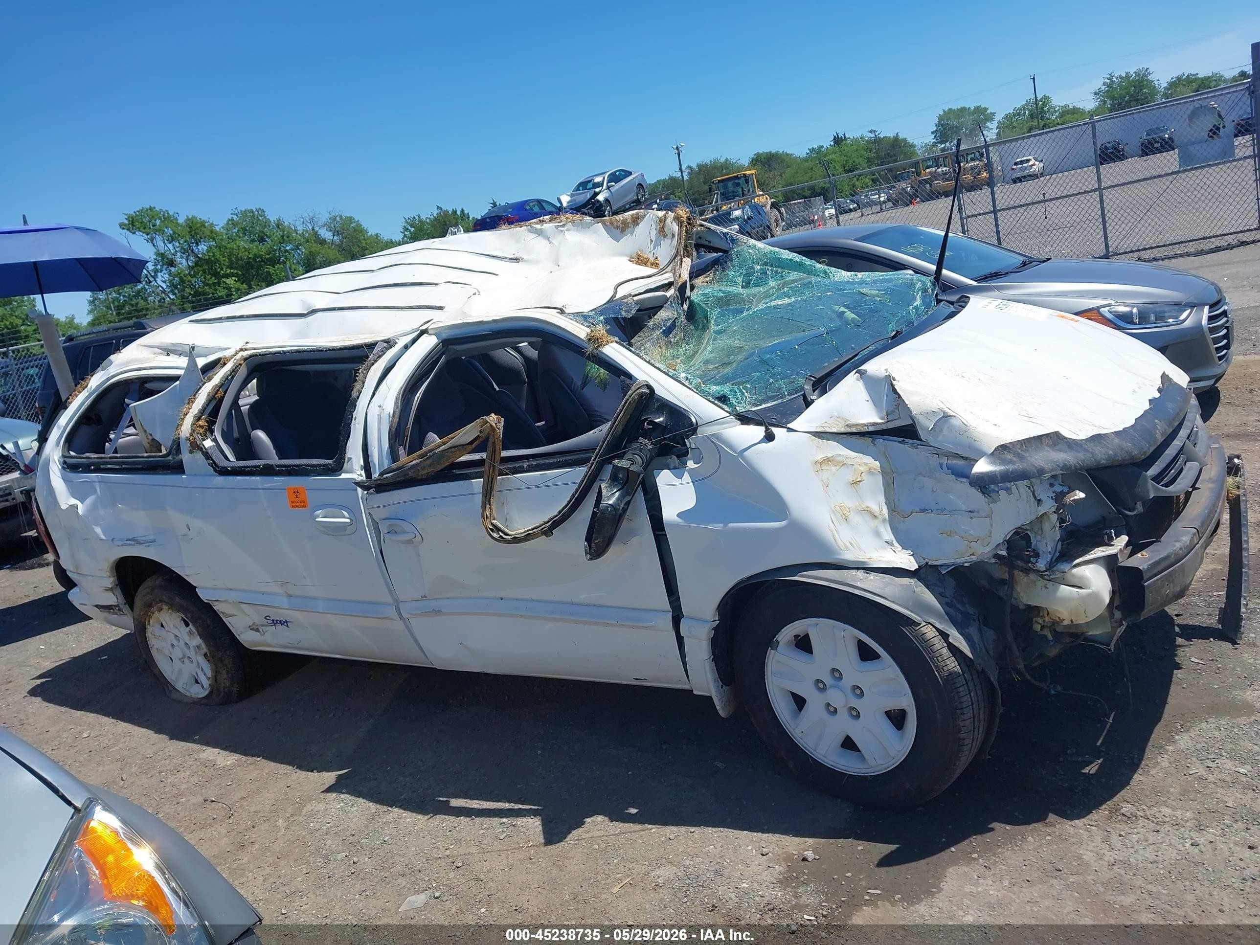 1997 Dodge Grand Caravan Se White vin: 2B4GP44R4VR130318
