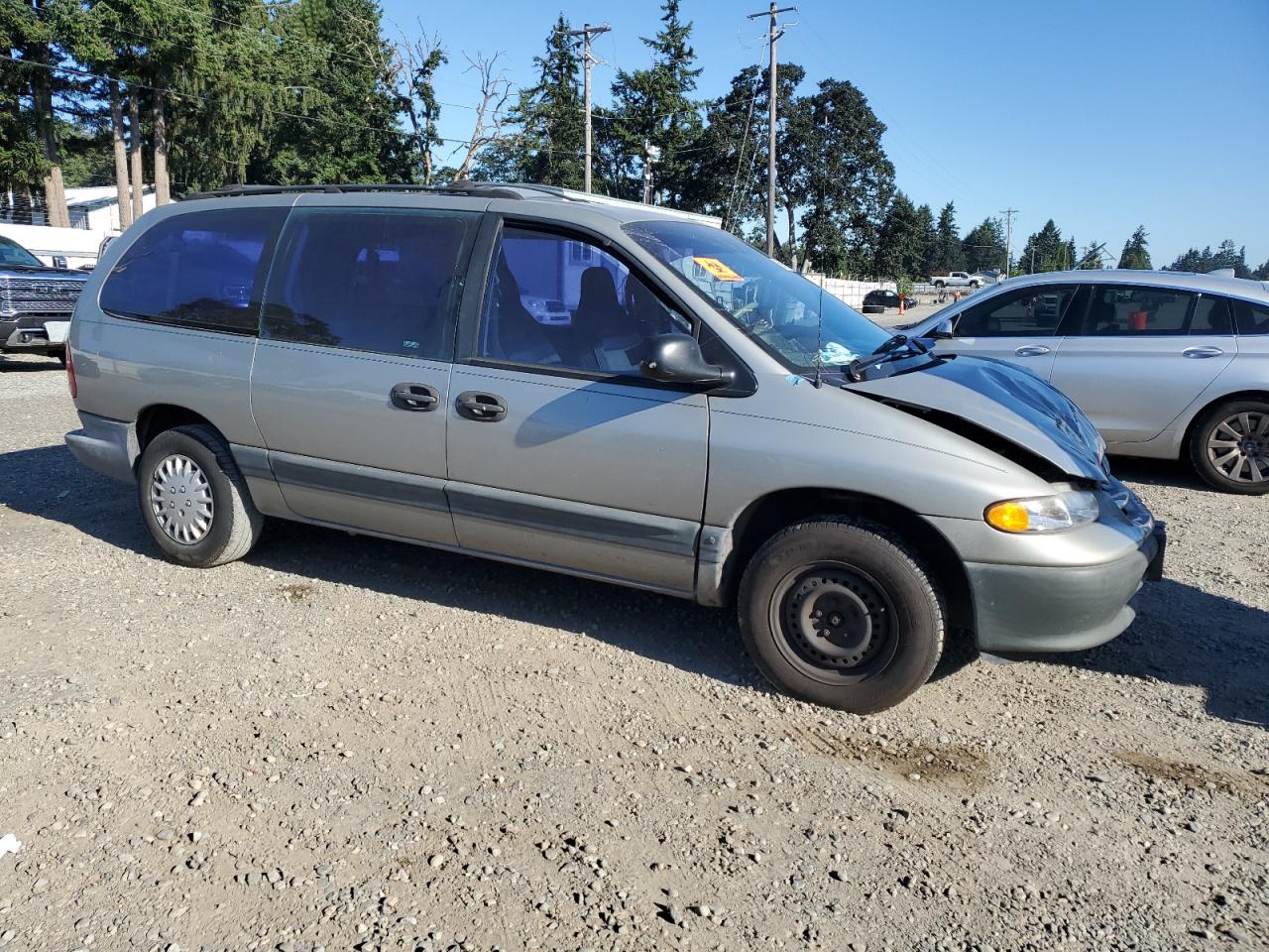 1997 Dodge Grand Caravan Se   Серебряный vin: 2B4GP44R7VR365294