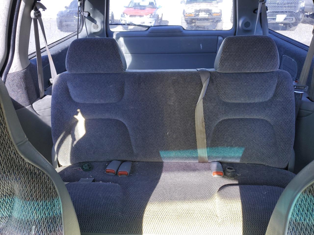 1997 Dodge Grand Caravan Se   Серебряный vin: 2B4GP44R7VR365294
