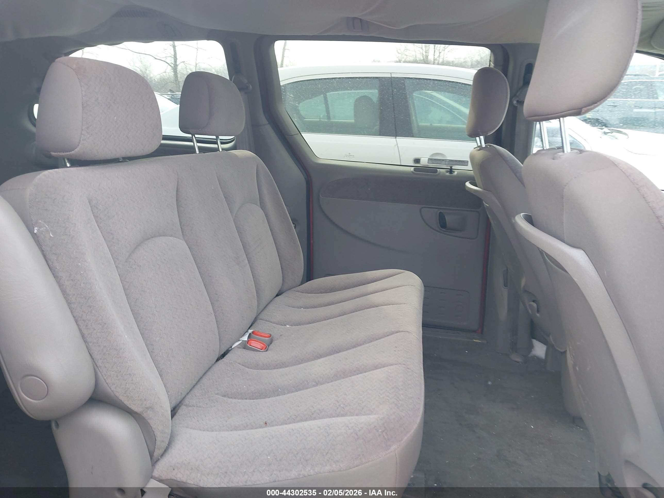 2001 Dodge Grand Caravan Sport Red vin: 2B4GP44R91R173711