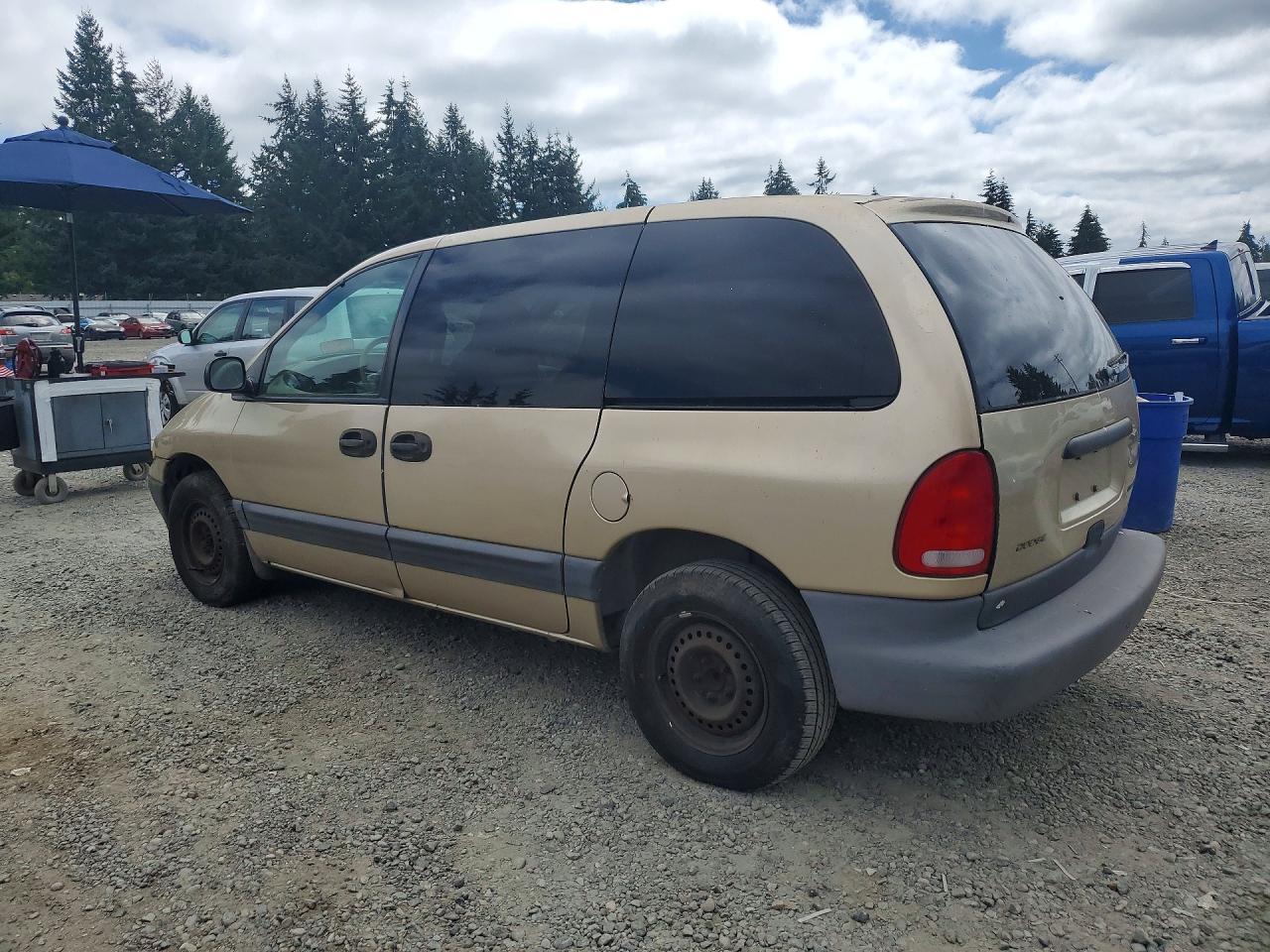 1998 Dodge Caravan Se Кремовый vin: 2B4GP4538WR766221