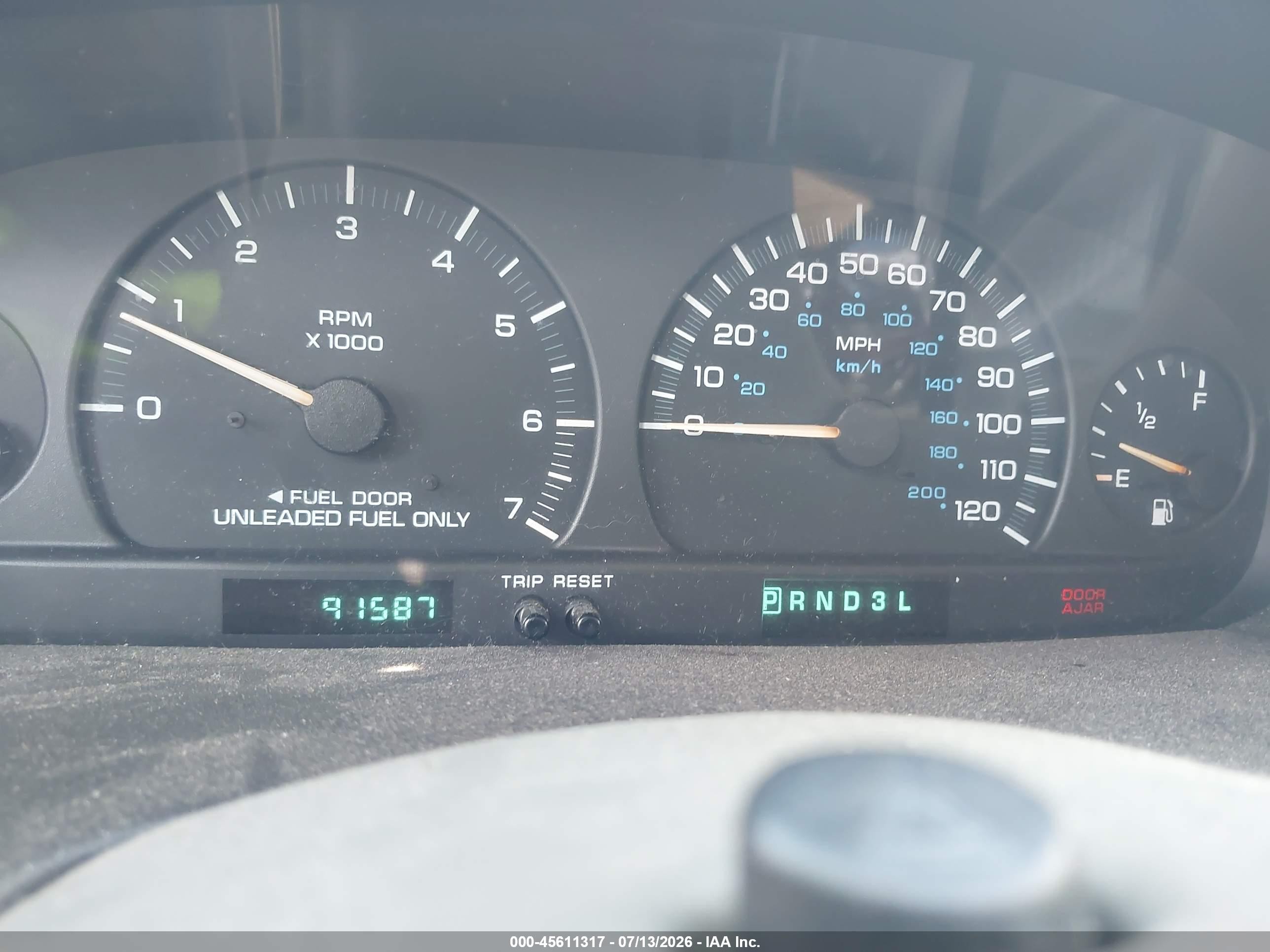 2000 Dodge Caravan Se Silver vin: 2B4GP45G3YR696066