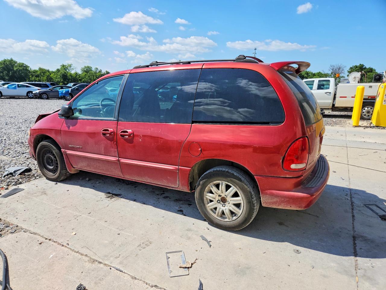 2000 Dodge Caravan Se Красный vin: 2B4GP45G7YR718876