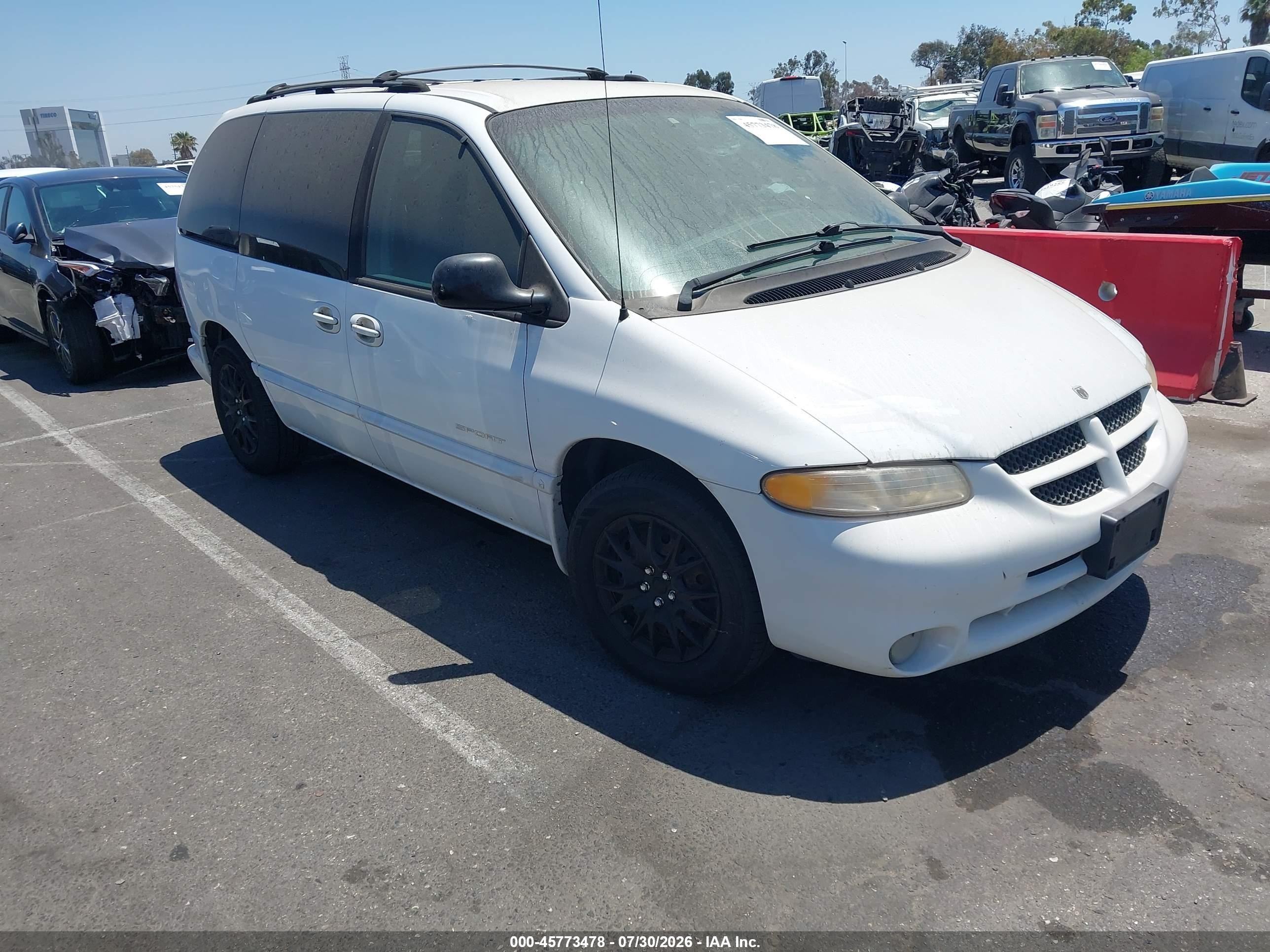 2B4GP45R2YR714137
