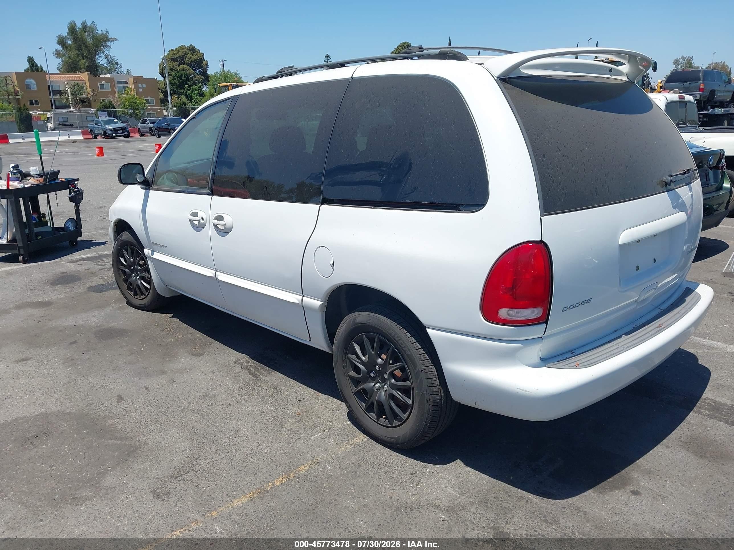 2000 Dodge Caravan Se White vin: 2B4GP45R2YR714137