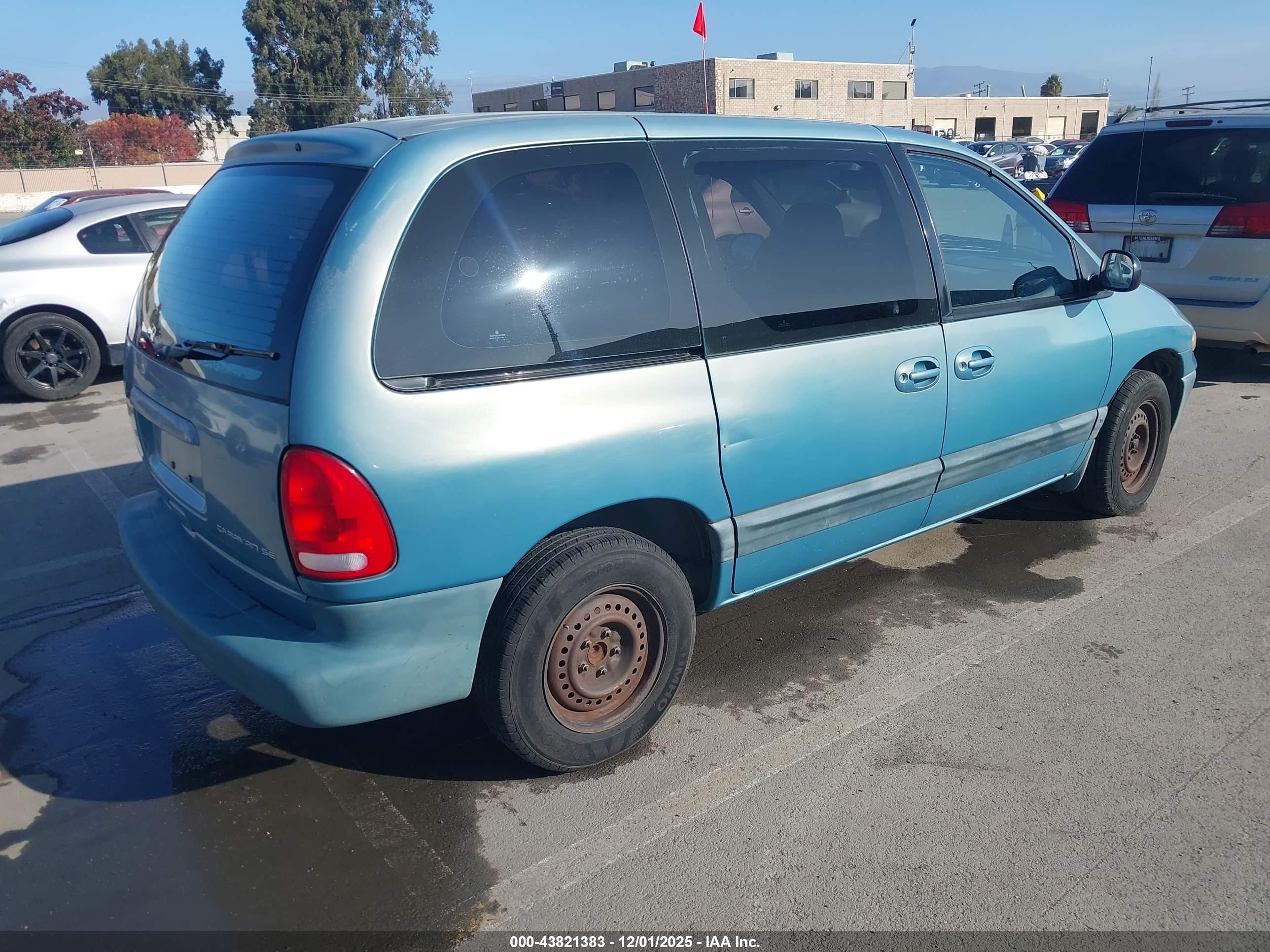 1999 Dodge Caravan Se Light Blue vin: 2B4GP45R3XR435259
