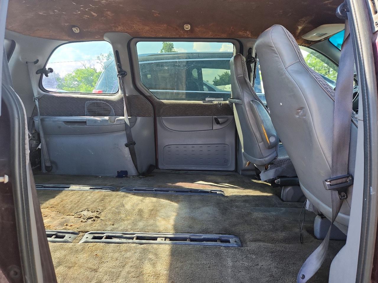 1999 Dodge Caravan Se/sport Purple vin: 2B4GP45R7XR444787