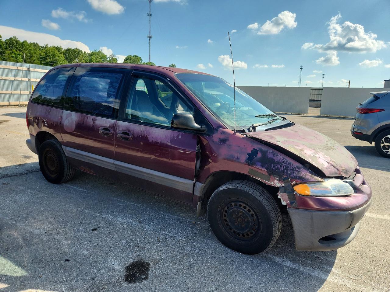 1999 Dodge Caravan Se/sport Purple vin: 2B4GP45R7XR444787