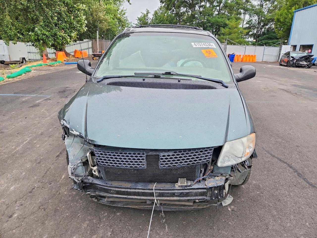 2002 Dodge Grand Caravan Es Gray vin: 2B4GP54L72R795355