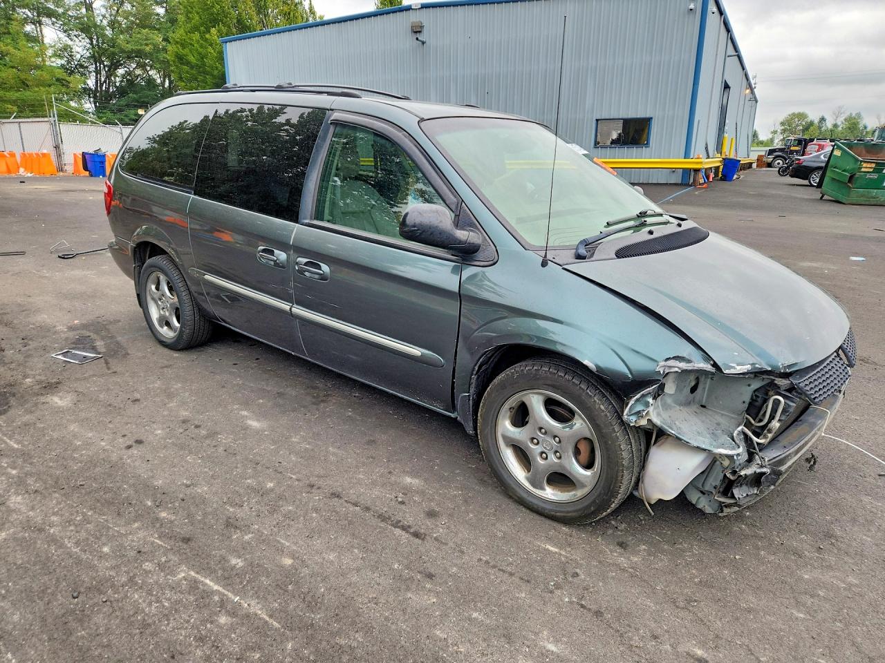 2002 Dodge Grand Caravan Es Gray vin: 2B4GP54L72R795355