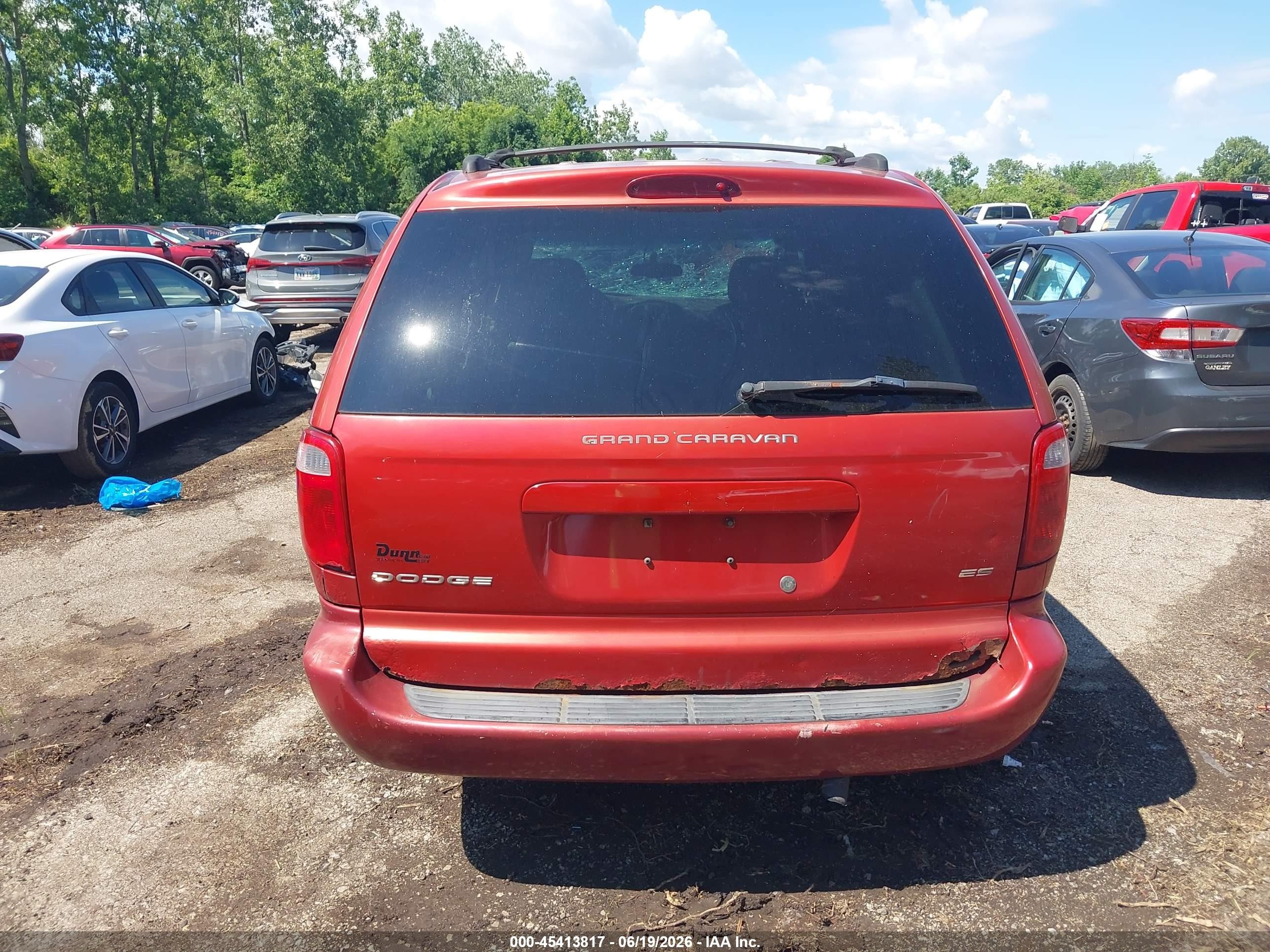 2002 Dodge Grand Caravan Es Red vin: 2B4GP54L82R641186