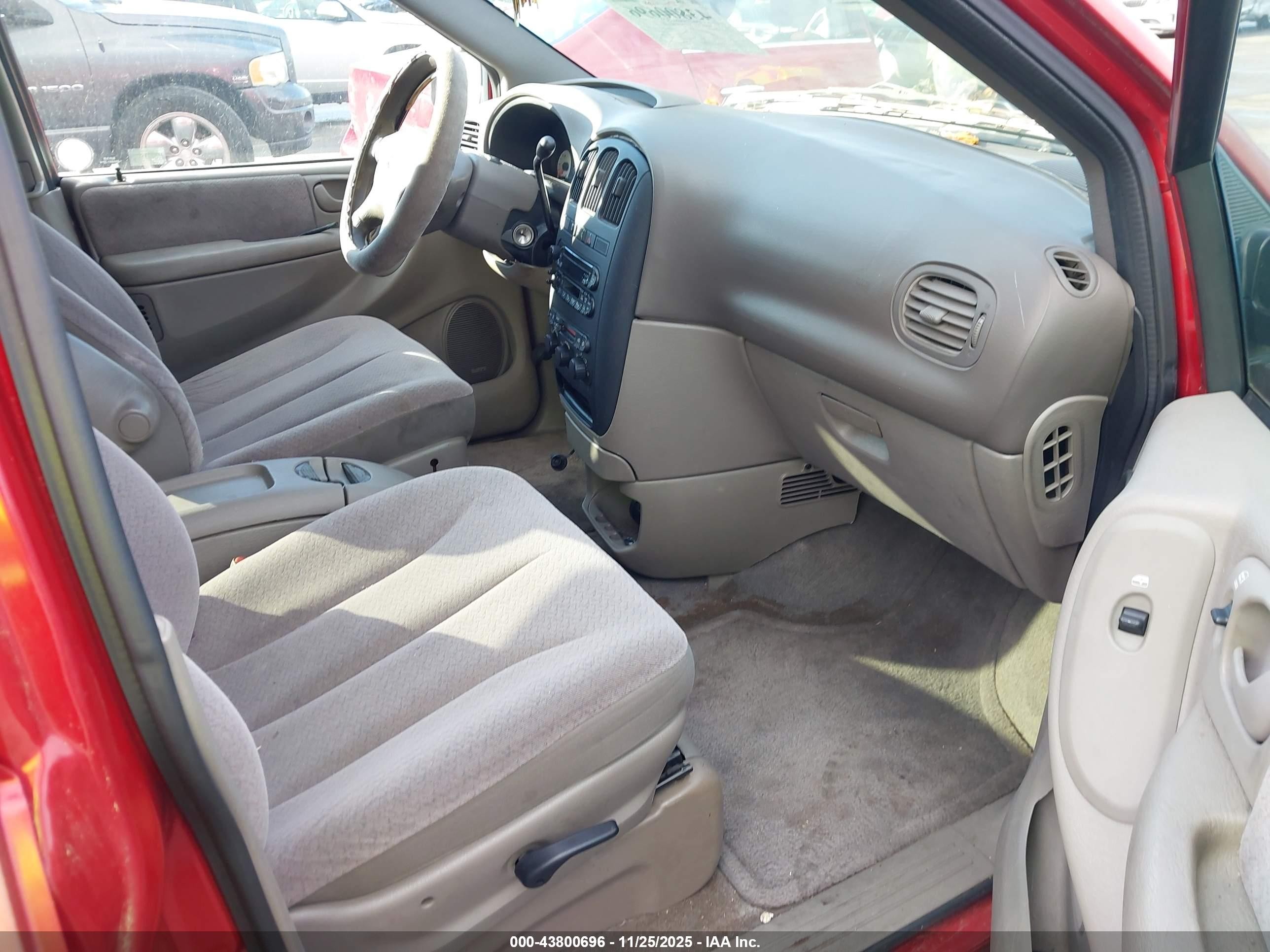 2001 Dodge Grand Caravan Ex Red vin: 2B4GP74L51R307501