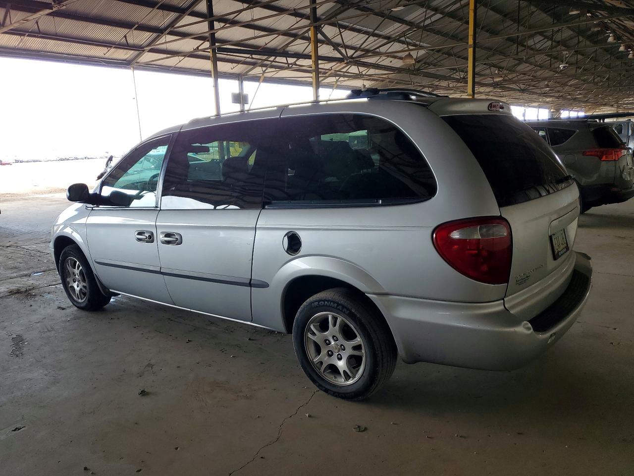 2002 Dodge Grand Caravan Ex Silver vin: 2B4GP74L82R787230