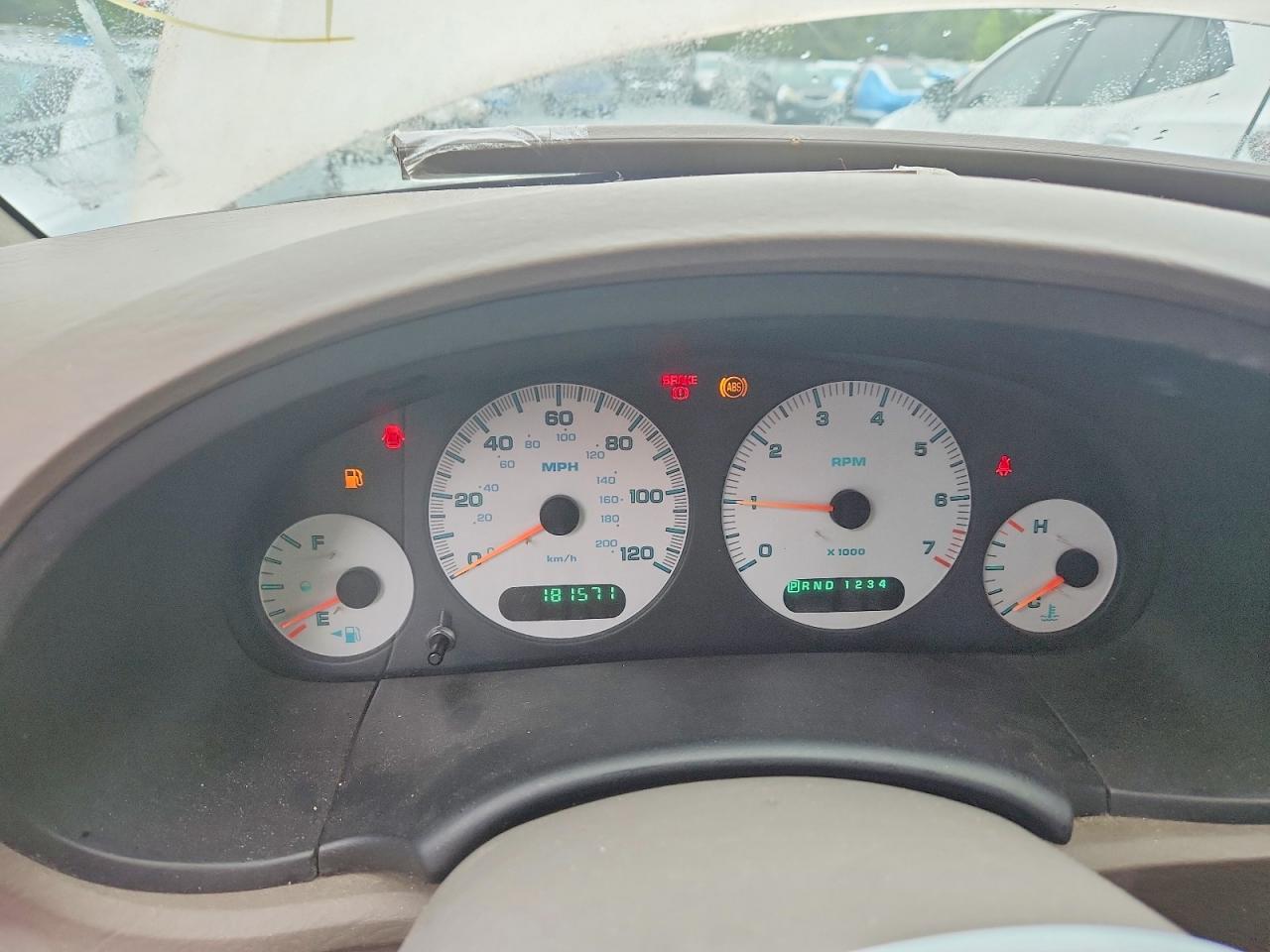 2001 Dodge Grand Caravan Es Beige vin: 2B4GT54L01R322150