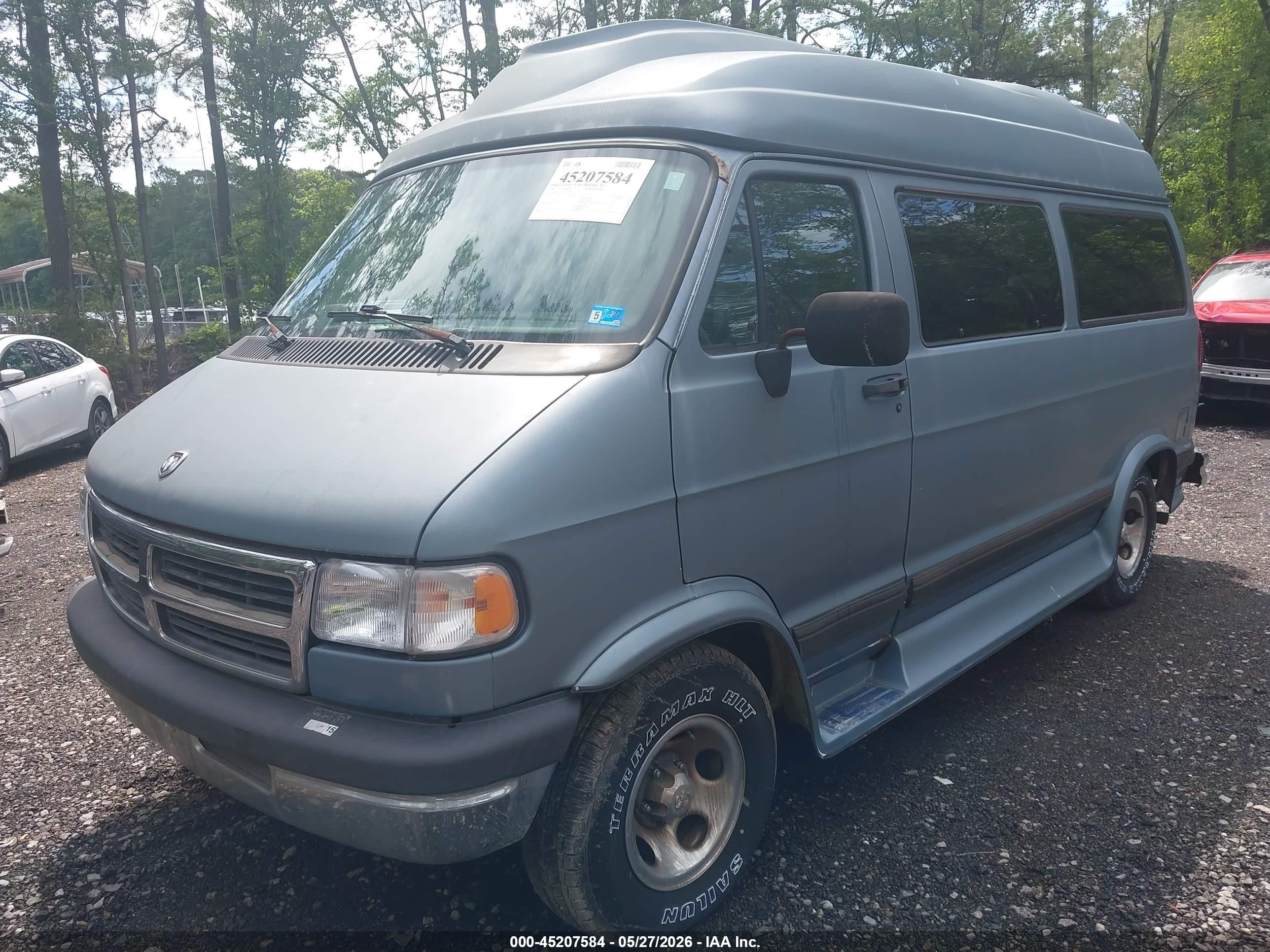1996 Dodge Ram Wagon B2500 Blue vin: 2B4HB25Y0TK124714