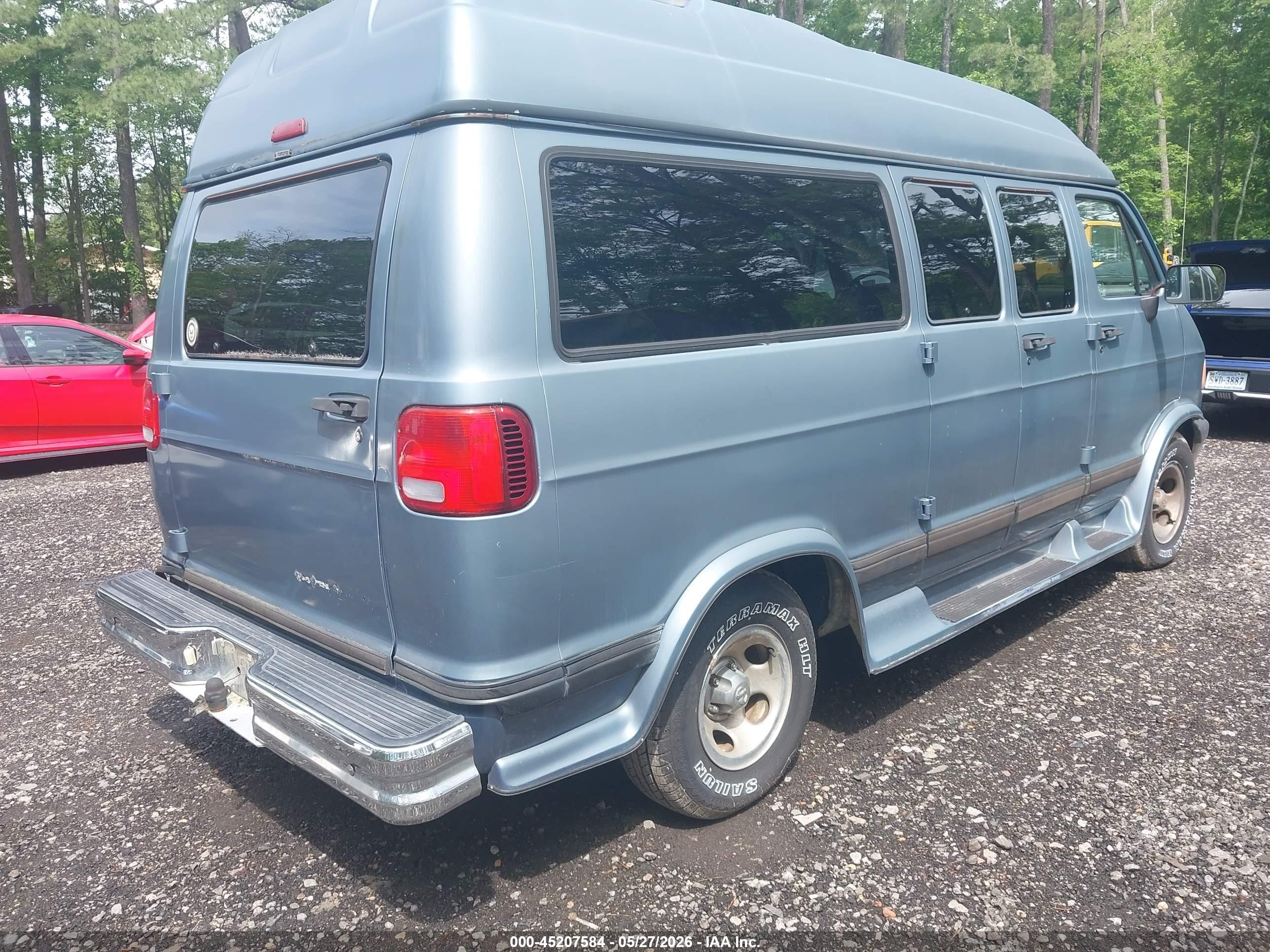 1996 Dodge Ram Wagon B2500 Blue vin: 2B4HB25Y0TK124714