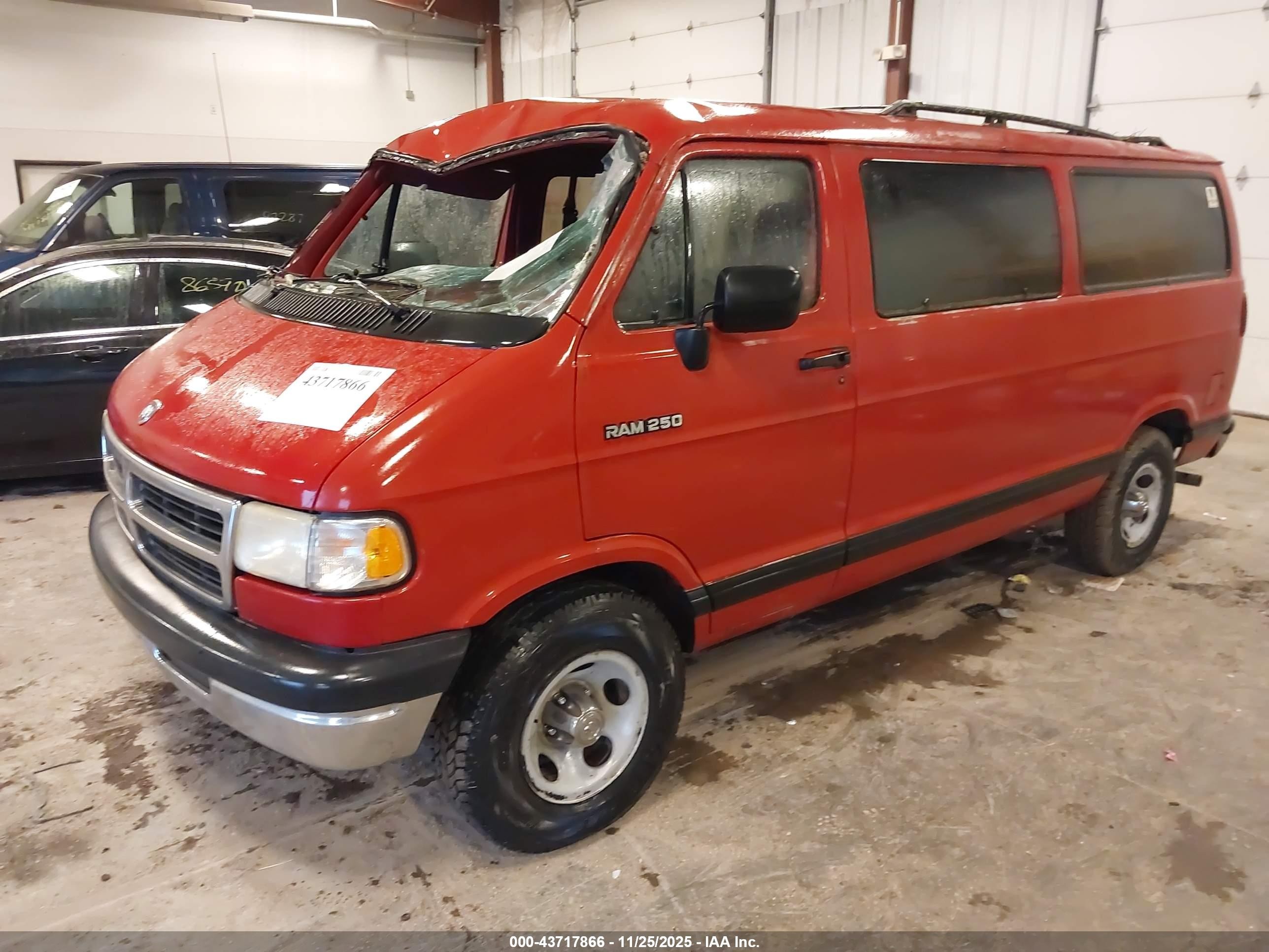 1994 Dodge Ram Wagon B250 Красный vin: 2B4HB25Y3RK537283