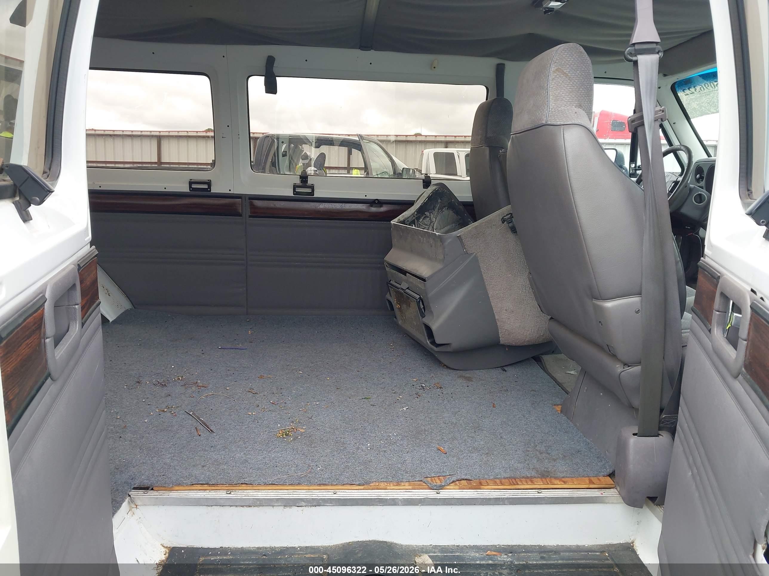 1994 Dodge Ram Wagon B250 Белый vin: 2B4HB25Y8RK131368