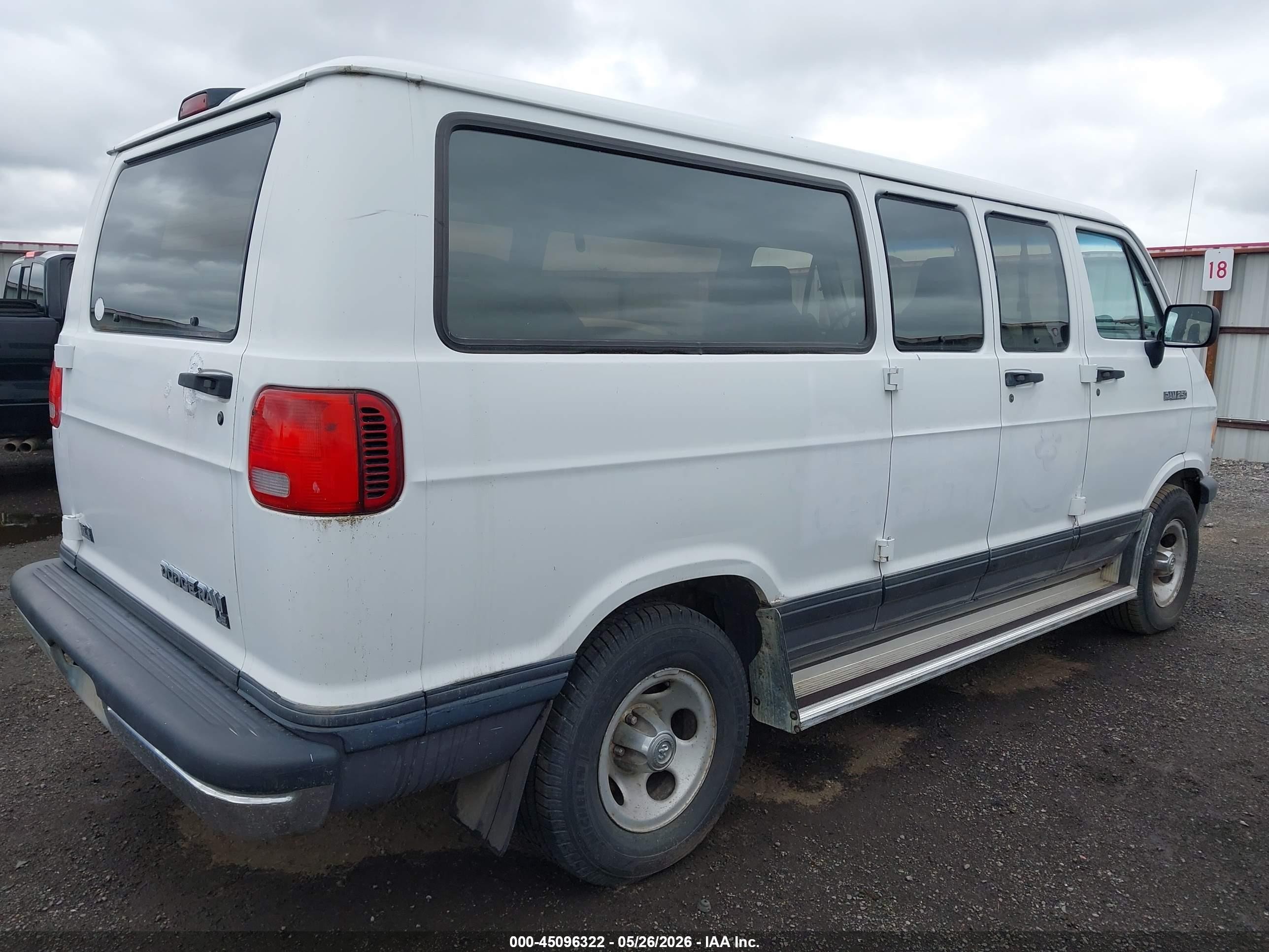 1994 Dodge Ram Wagon B250 Белый vin: 2B4HB25Y8RK131368