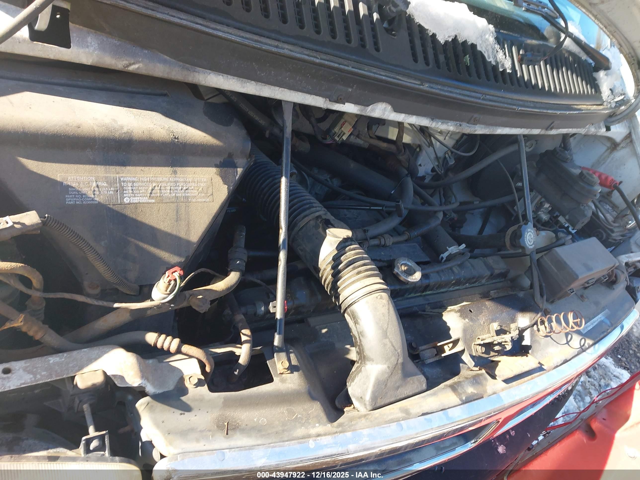 1996 Dodge Ram Wagon B2500 White vin: 2B4HB25Y9TK176164