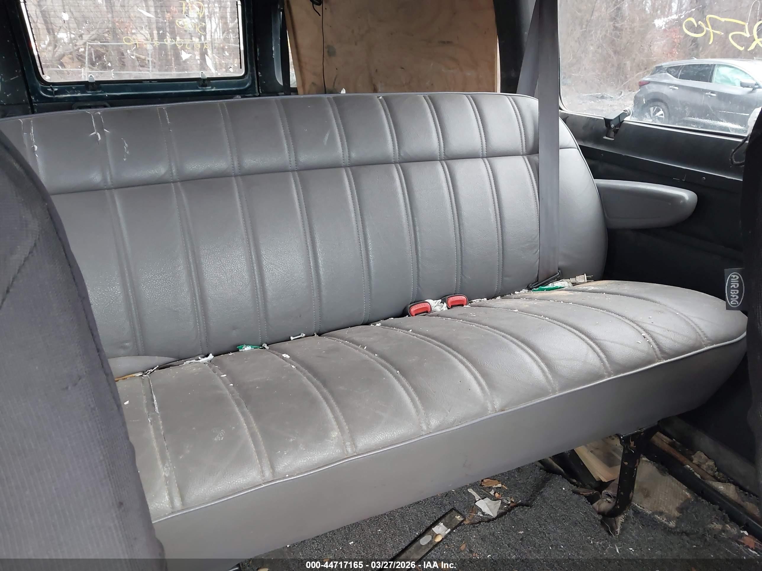 2001 Dodge Ram Wagon 3500   Blue vin: 2B5WB35Y81K551564