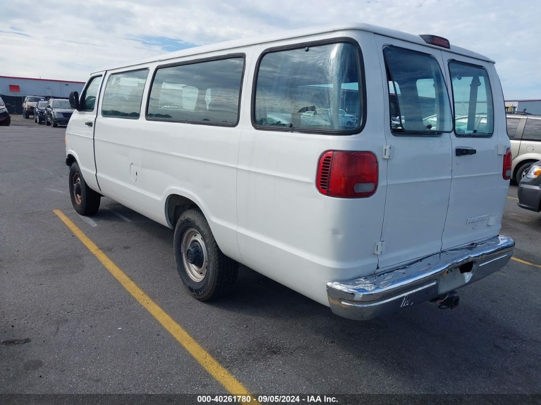 2002 Dodge Ram Wagon 3500   White vin: 2B5WB35Y92K123990