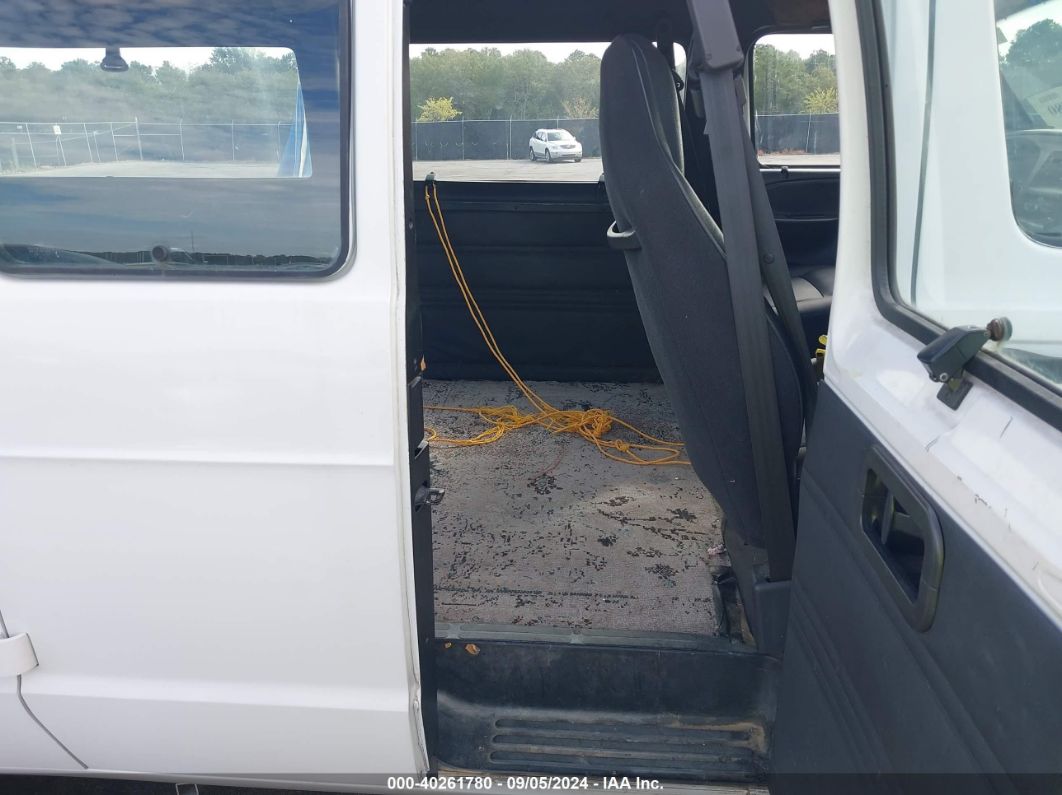 2002 Dodge Ram Wagon 3500   White vin: 2B5WB35Y92K123990